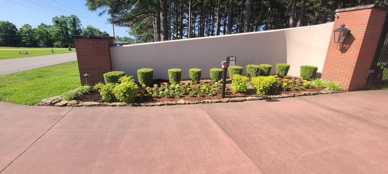 All Photos for Phillips Lawn Services in Ravenna, MI