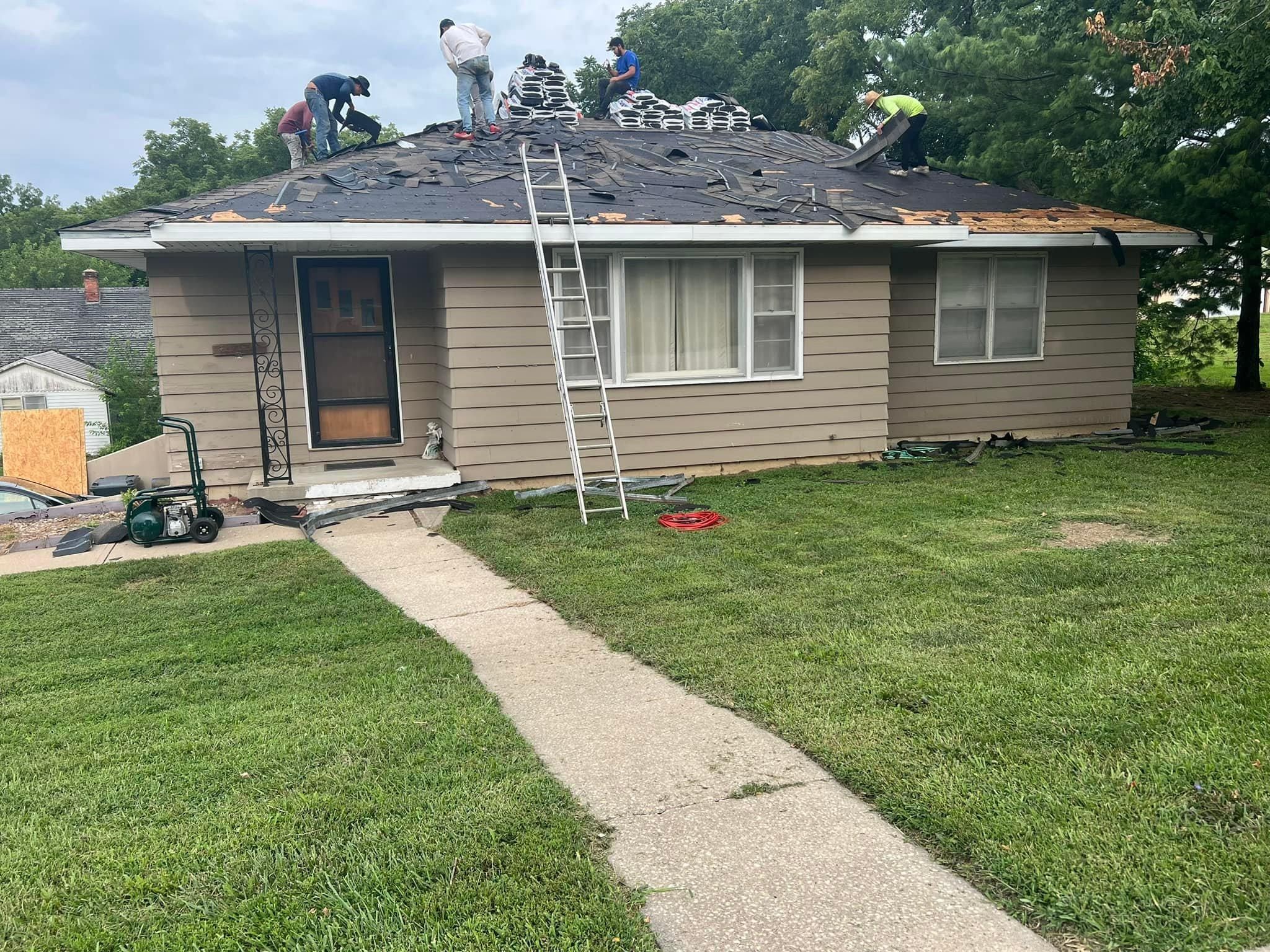  for Full Roof  in Saint Joseph, MO