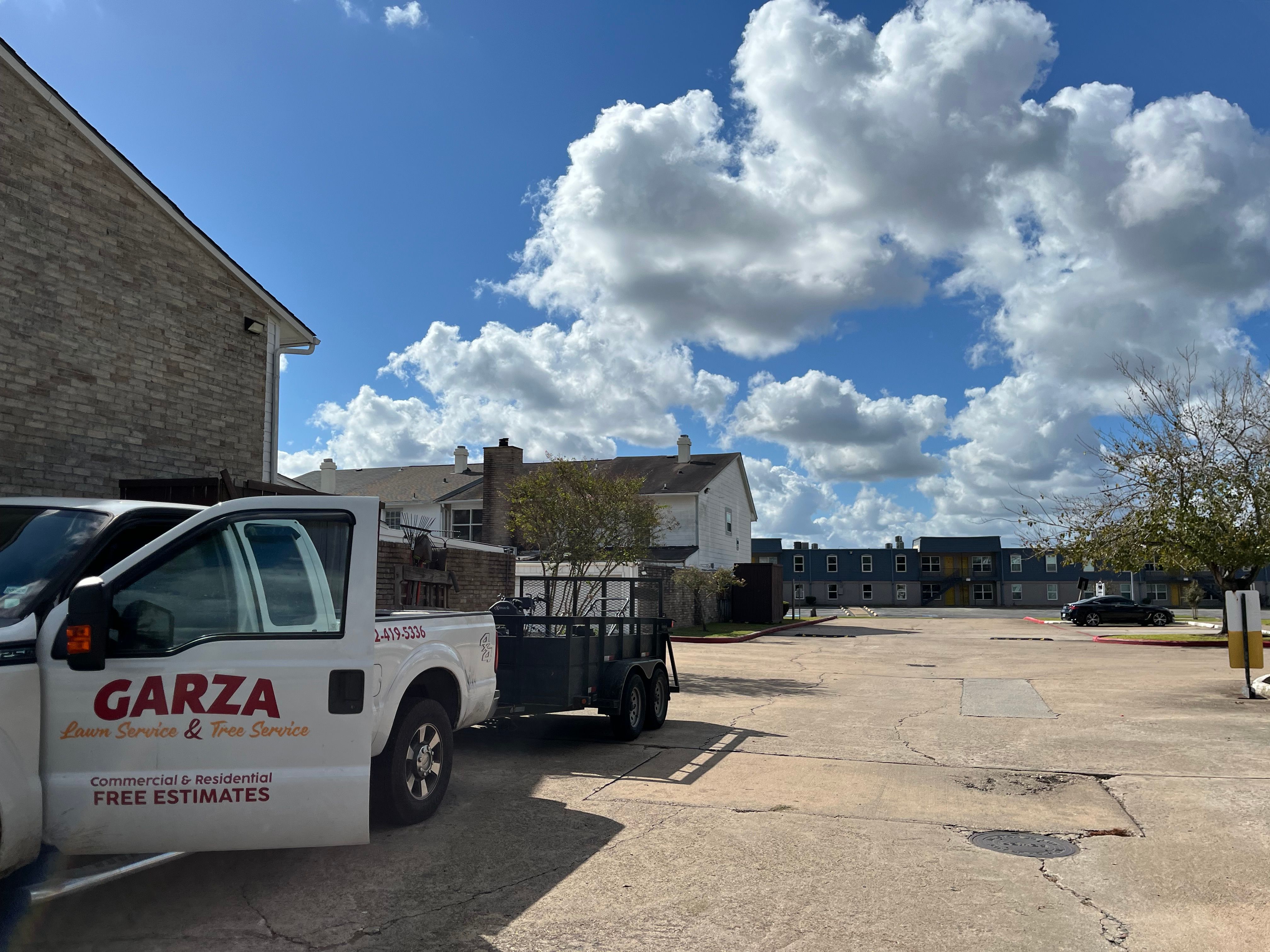  for Garza Lawncare & Tree Service in Pearland, TX