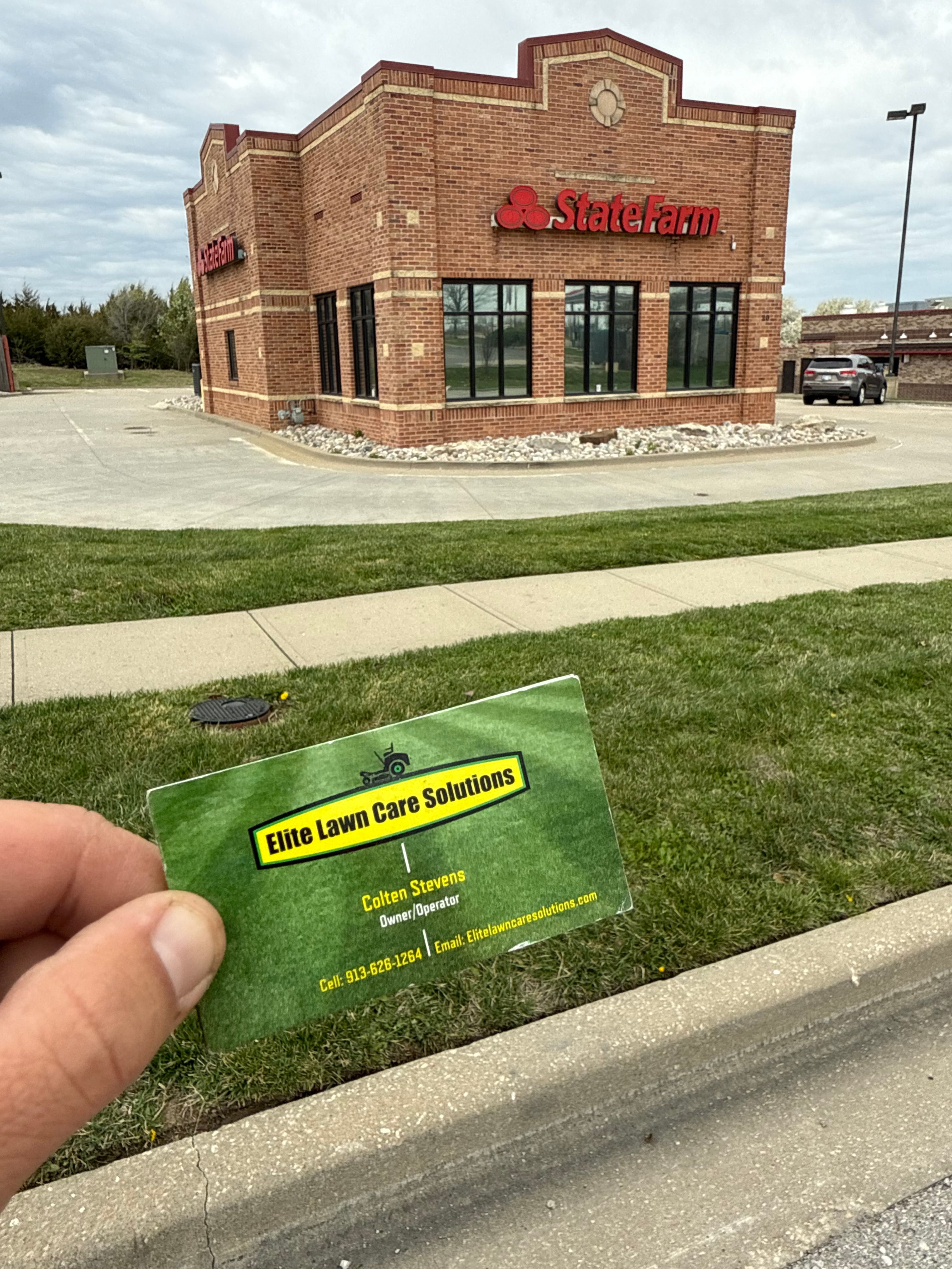  for Elite Lawn Care Solutions in Leavenworth, KS