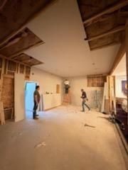  for MJ’s Painting & Remodeling LLC in Irving, TX