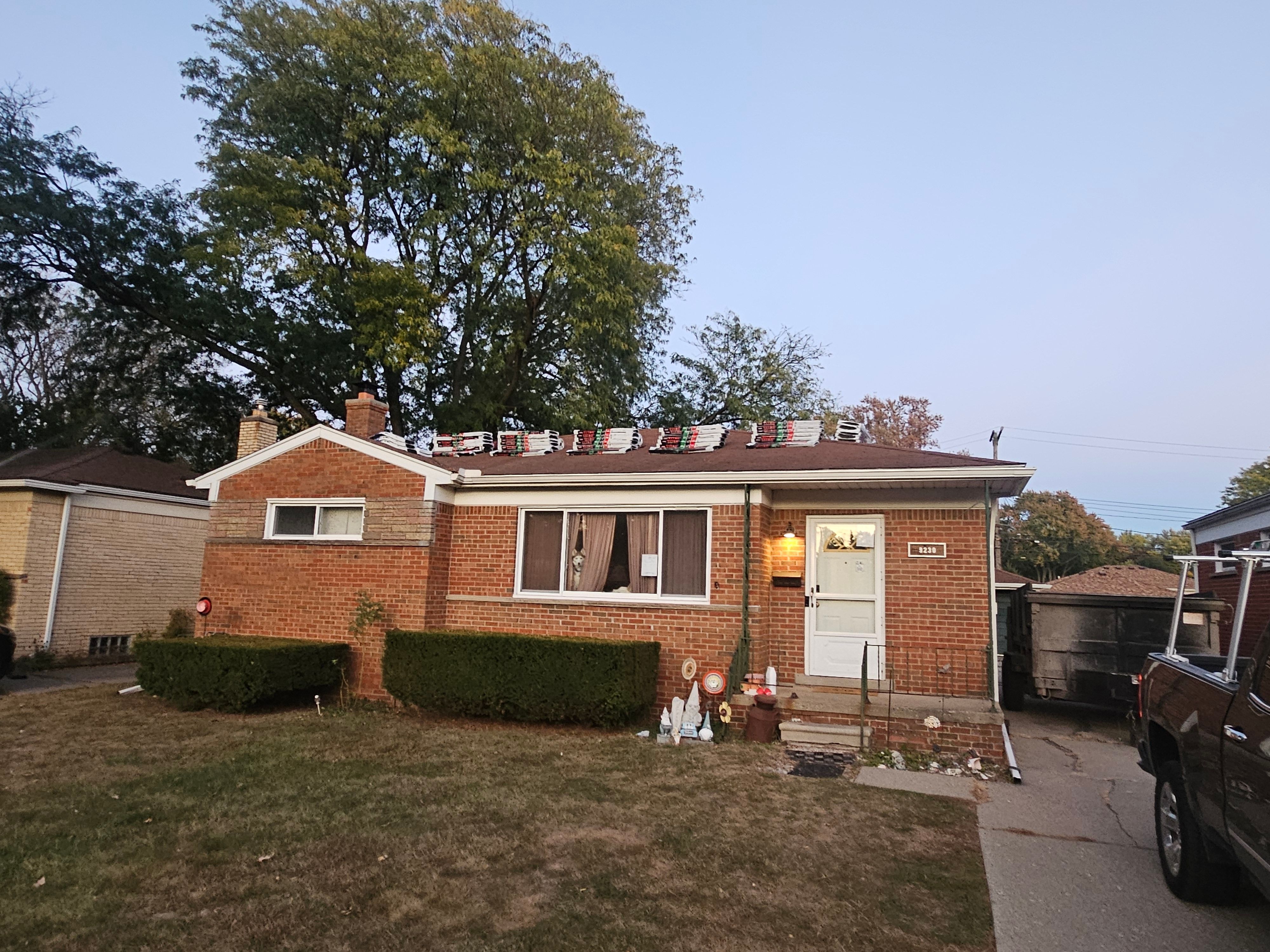  for Contractors Roofing in Dearborn, MI