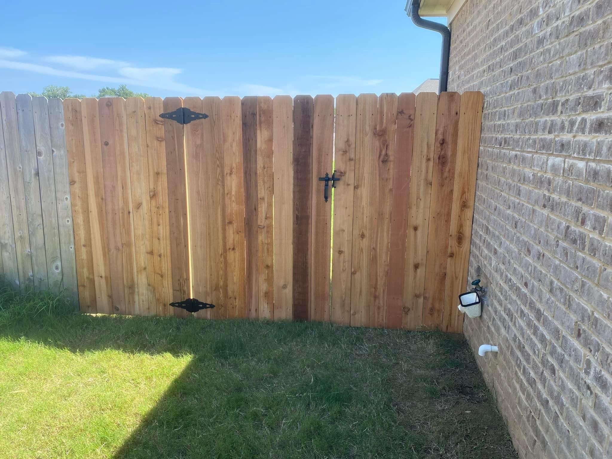  for Manning Fence, LLC in Hernando, MS