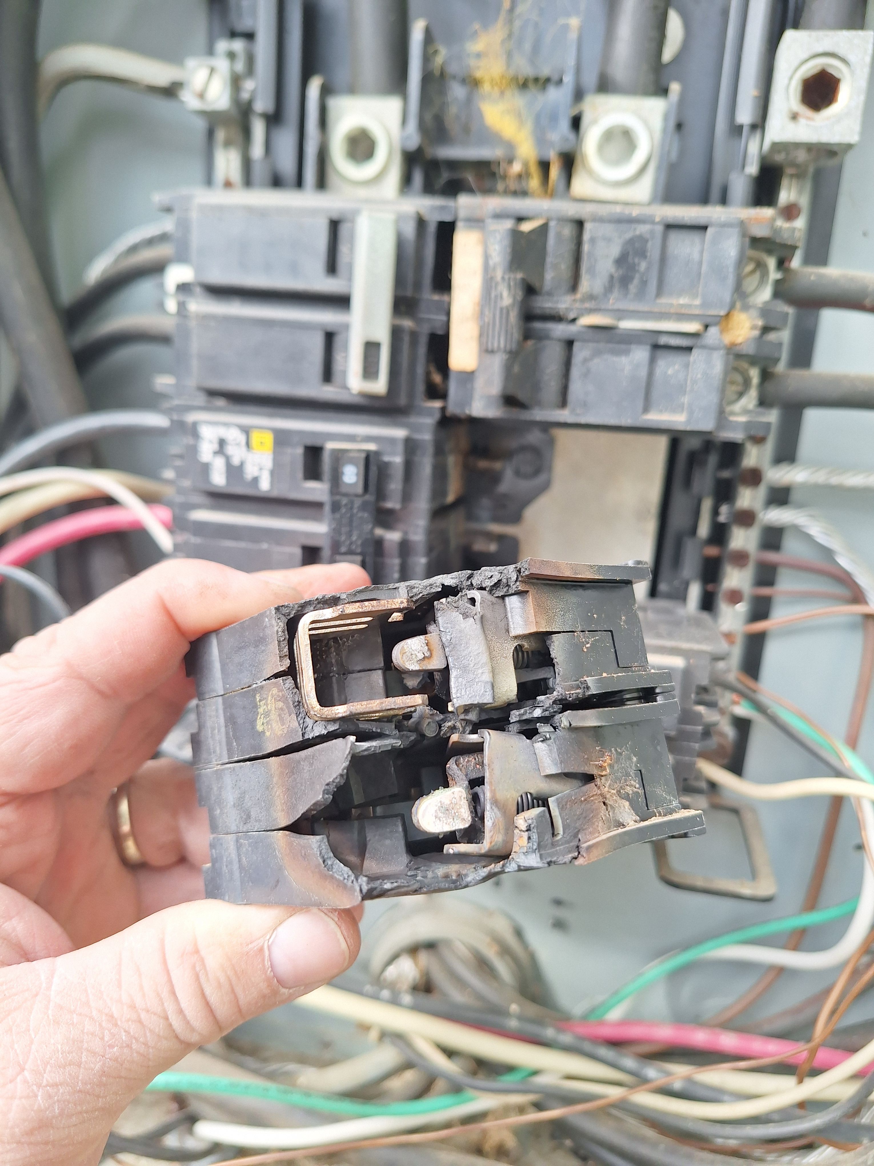  for Flash Gordon Electric LLC in Hope Mills, NC