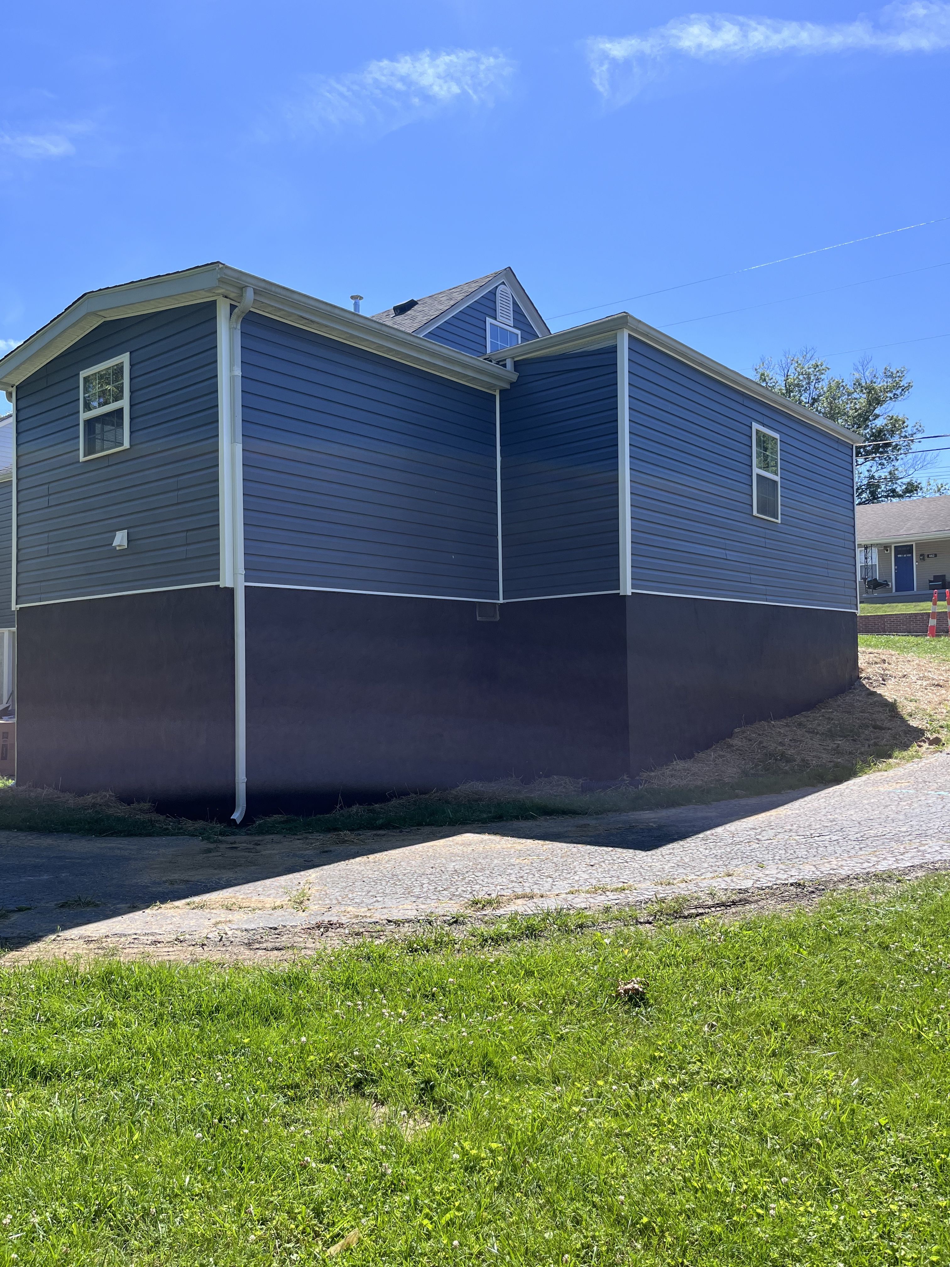  for Paramount Construction in Lexington, KY
