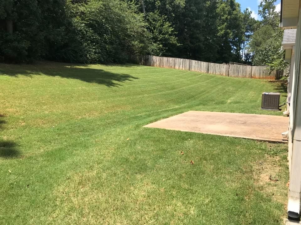 Lawn for Pinnacle Property Maintenance LLC in McDonough, GA