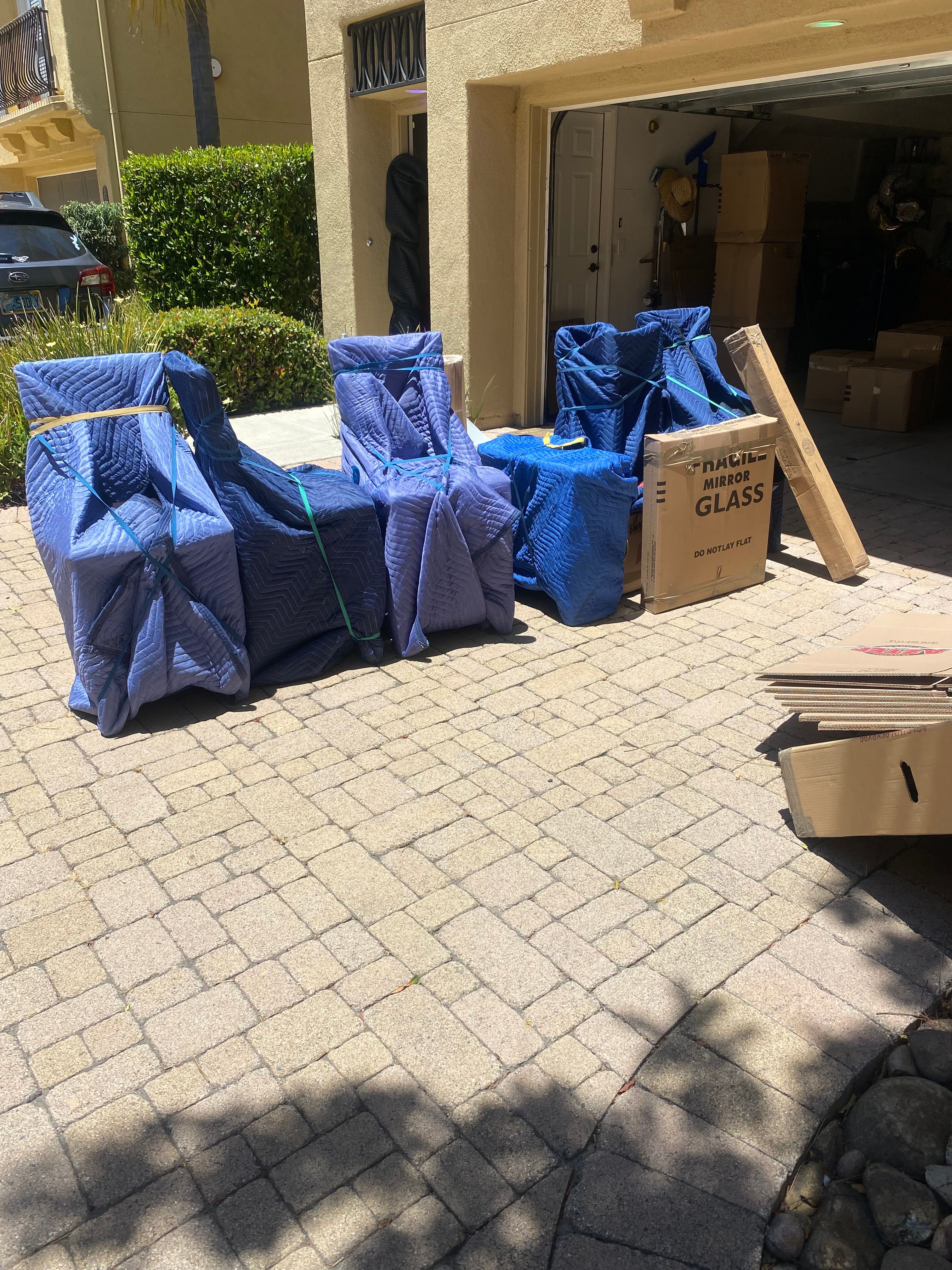  for Hugo’s Affordable Moving Labor in San Diego, CA