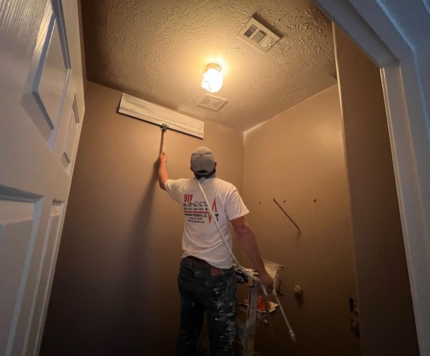  for 911 Painters in Houston, TX