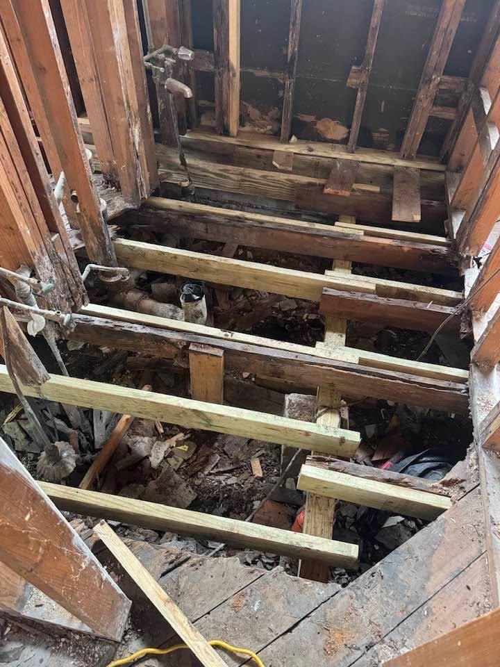  for Living Stream Renovations LLC in Dallas, TX