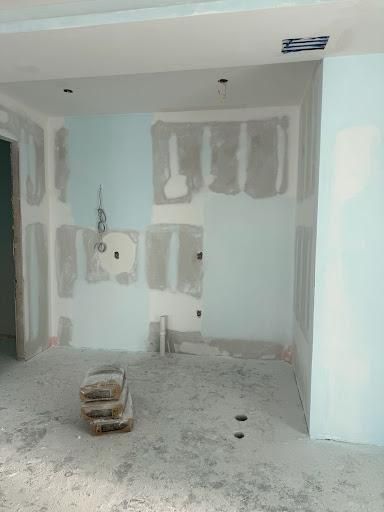  for Escorpio Painting in Tampa, FL