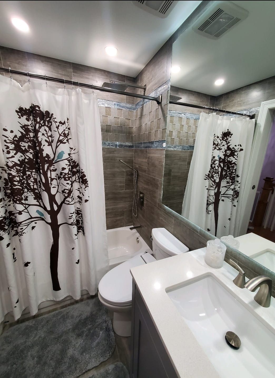  for Four leaf remodeling LLC in Crystal Lake, Illinois