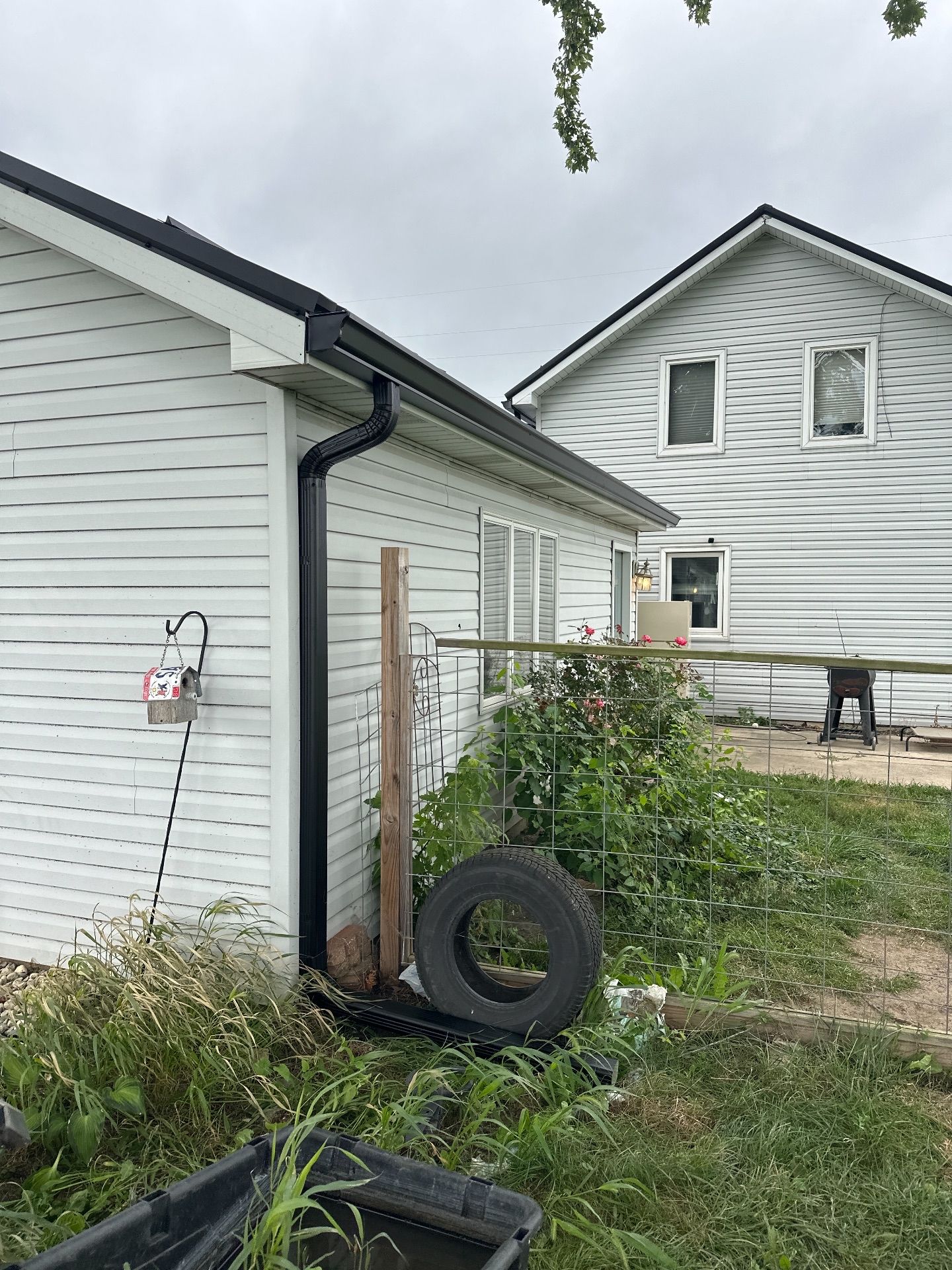 Gutters for Seamless Gutters LLC in Fort Wayne, IN