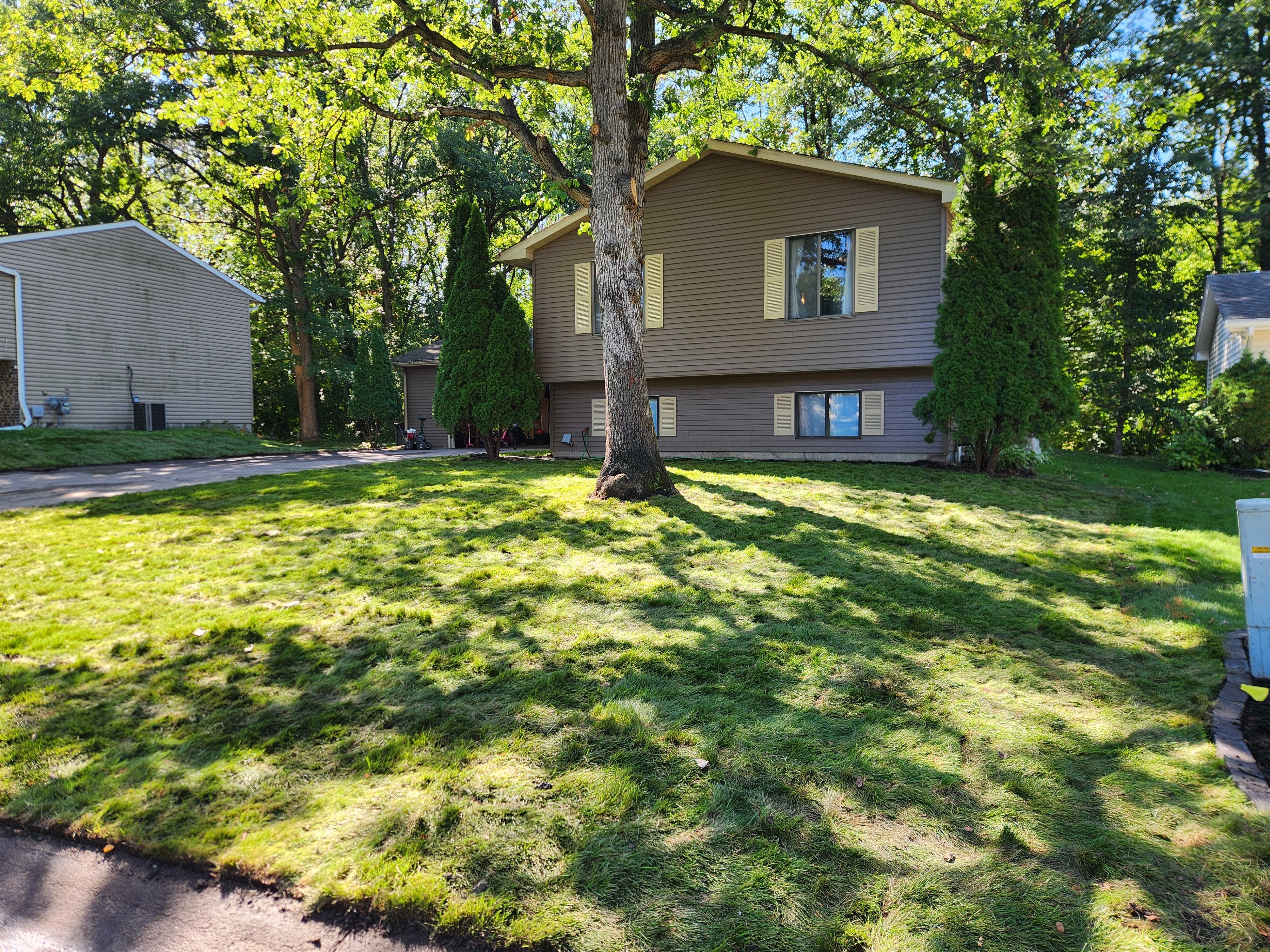  for K & I Lawn Care Service  in Eden Prarie, MN