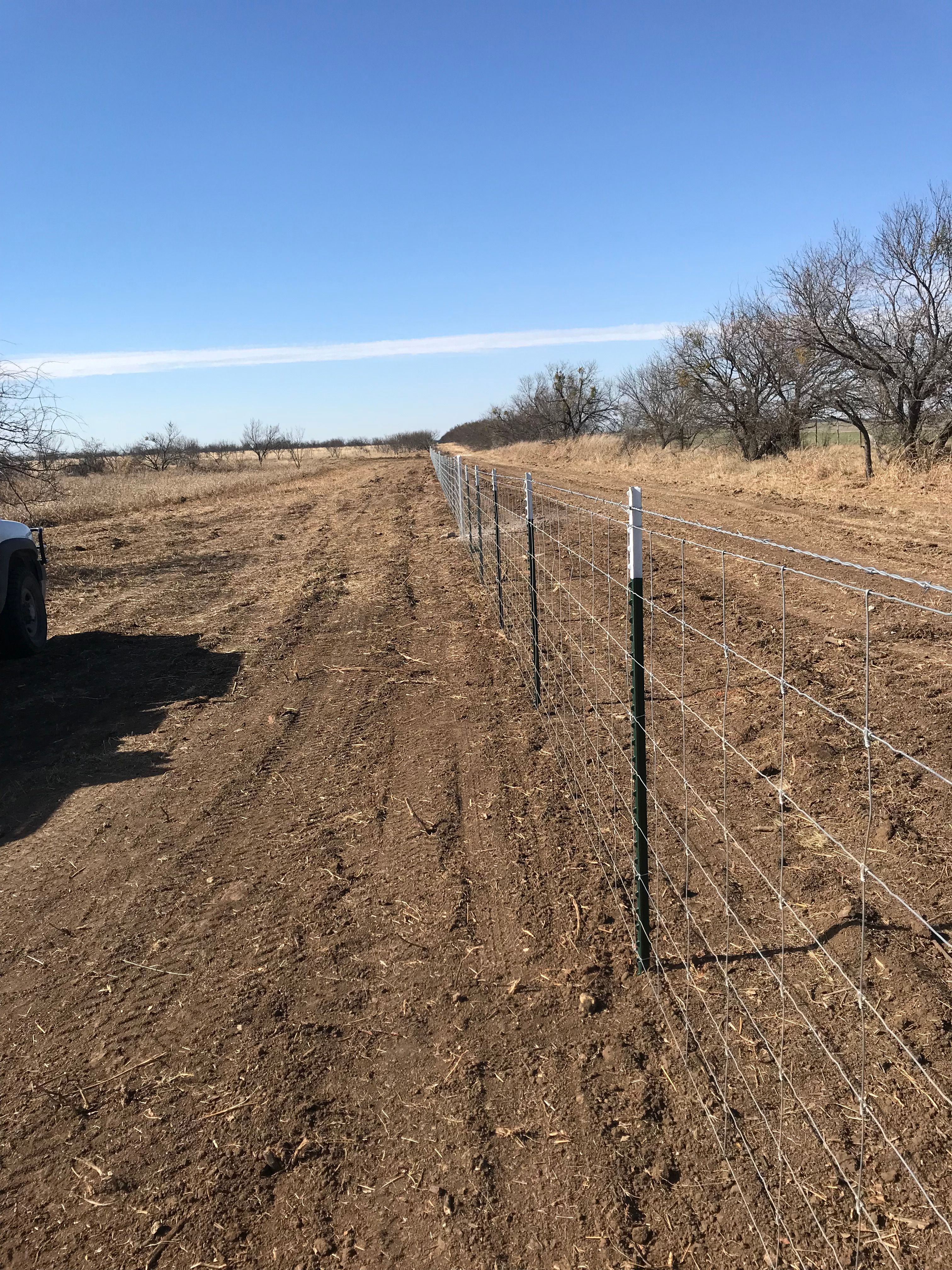  for 5-7 Fencing & Construction in Madisonville, TX