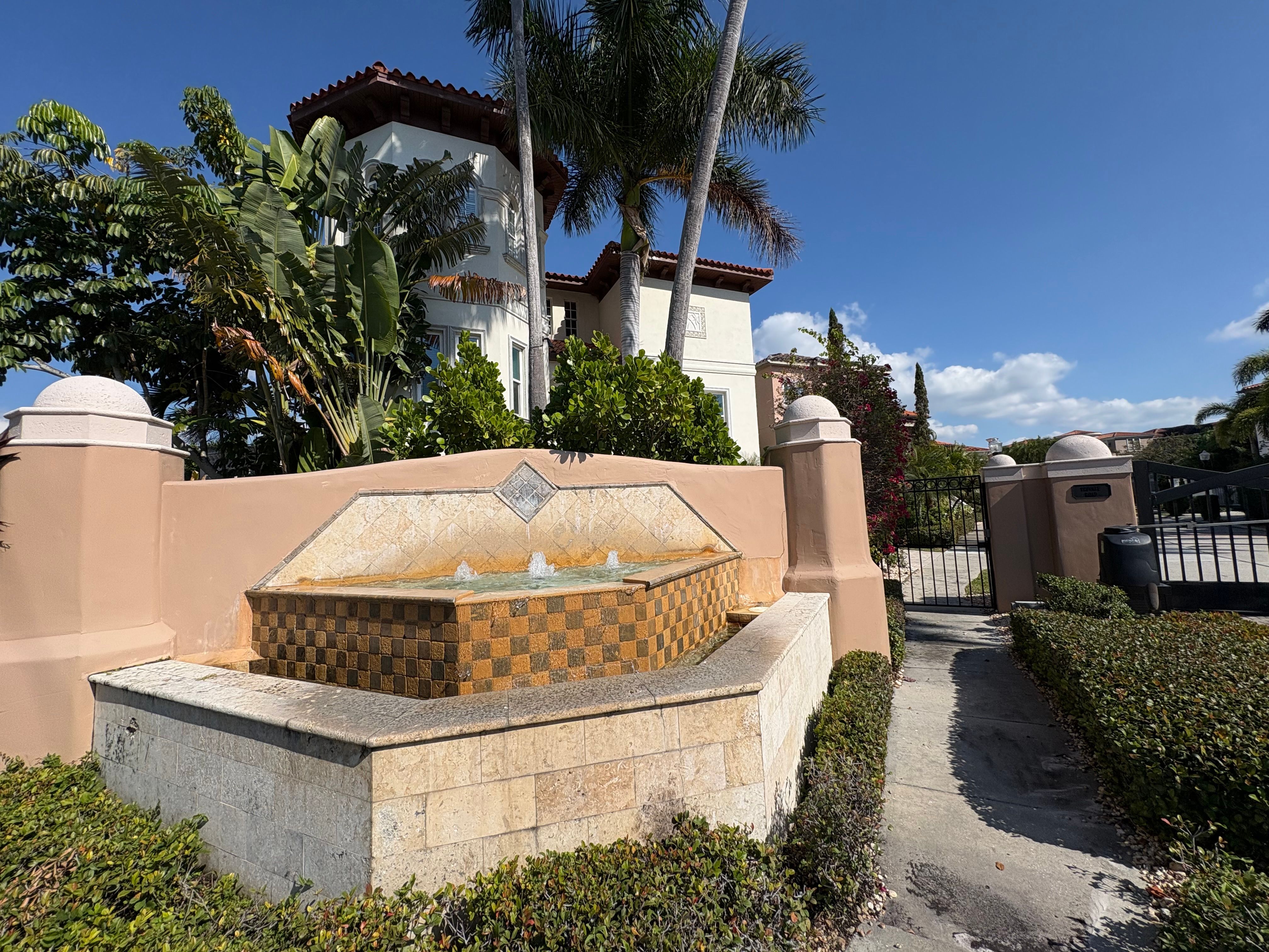  for Blue Bay Pools in Tampa, FL