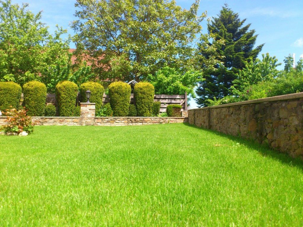  for H&G Landscapes LLC in Chicago, IL