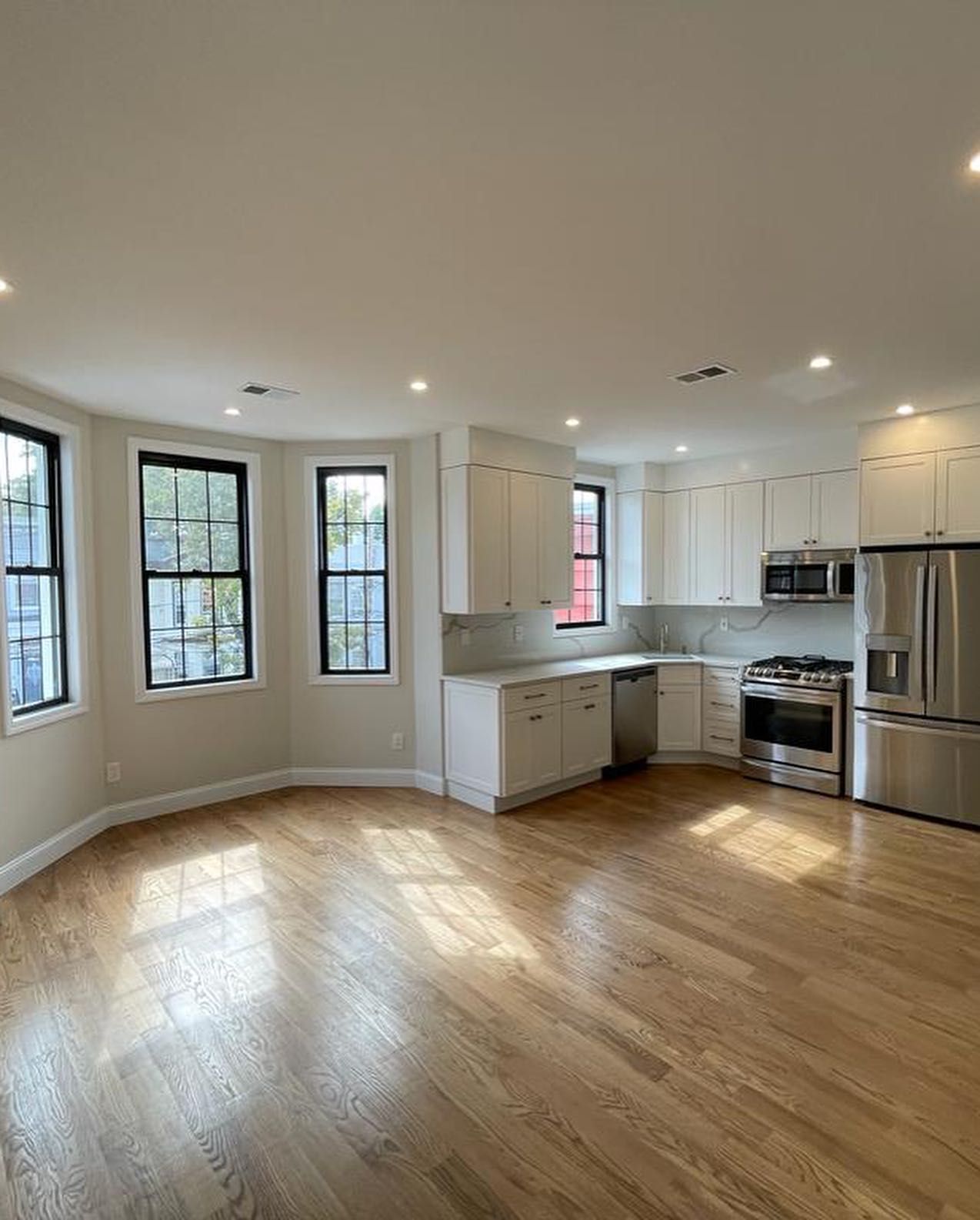  for Arias Painting LLC in New Jersey, NJ