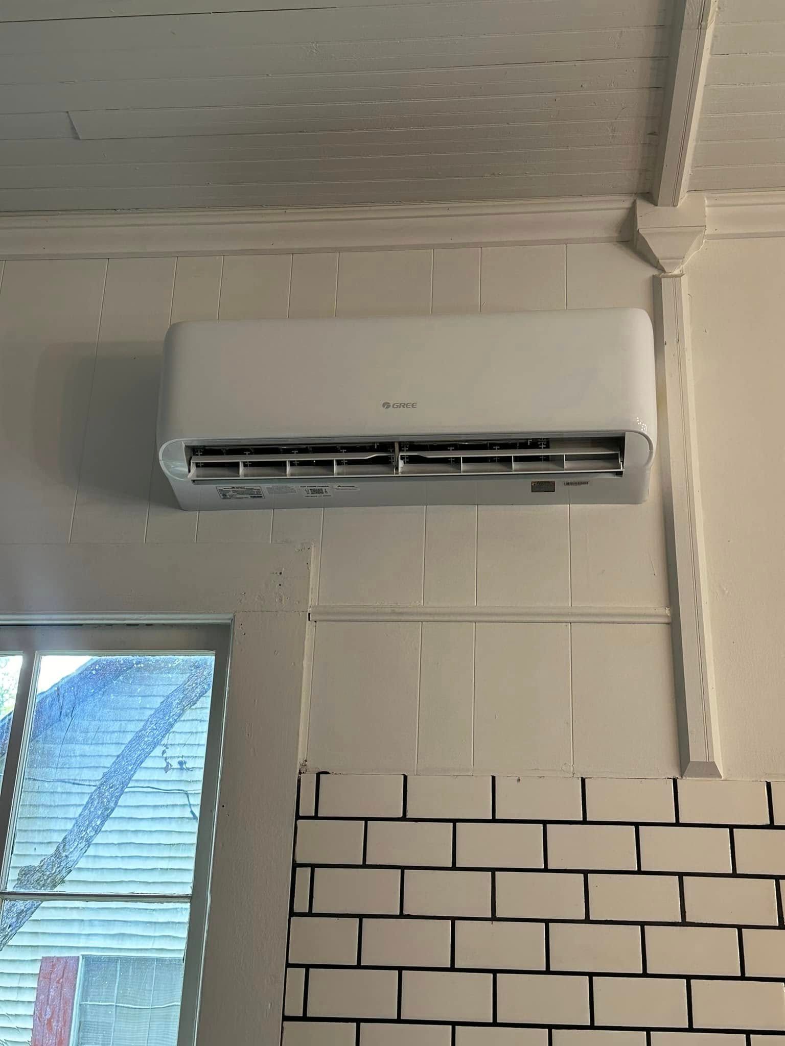  for Isaac’s Air in Yoakum, TX