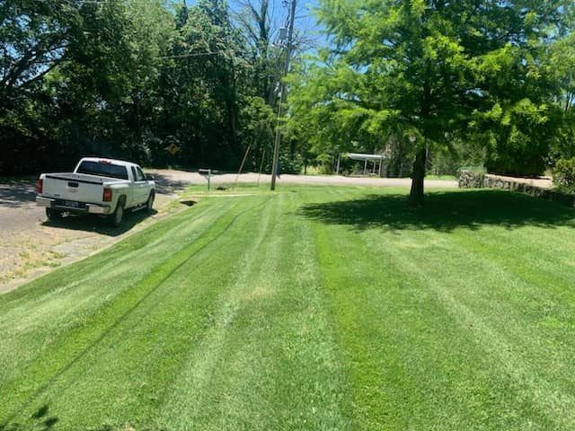 Lawn Care for Mark's Lawn Care in Mount Pleasant, TN