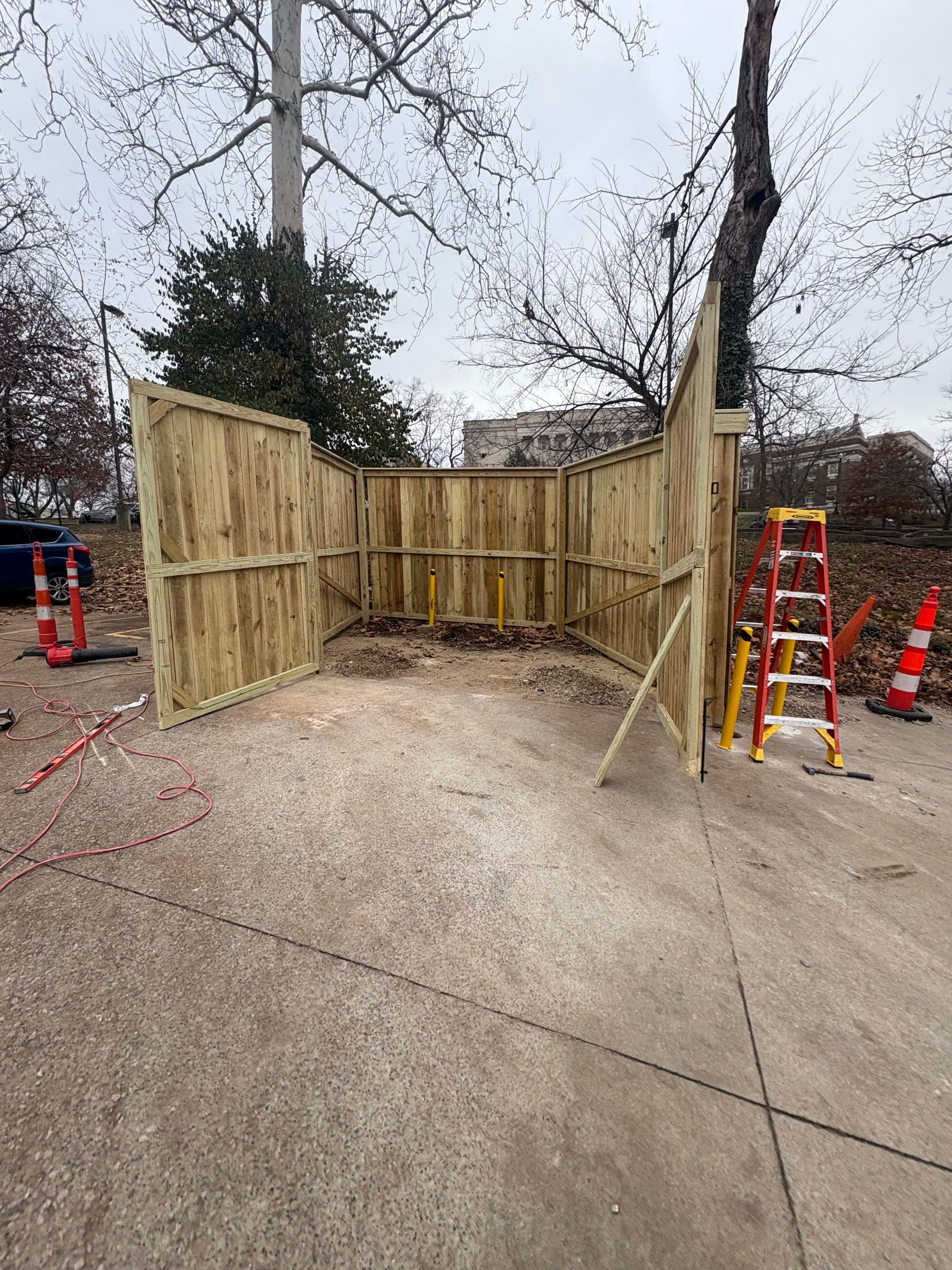  for Decking & Fencing, LLC in Bowling Green, KY