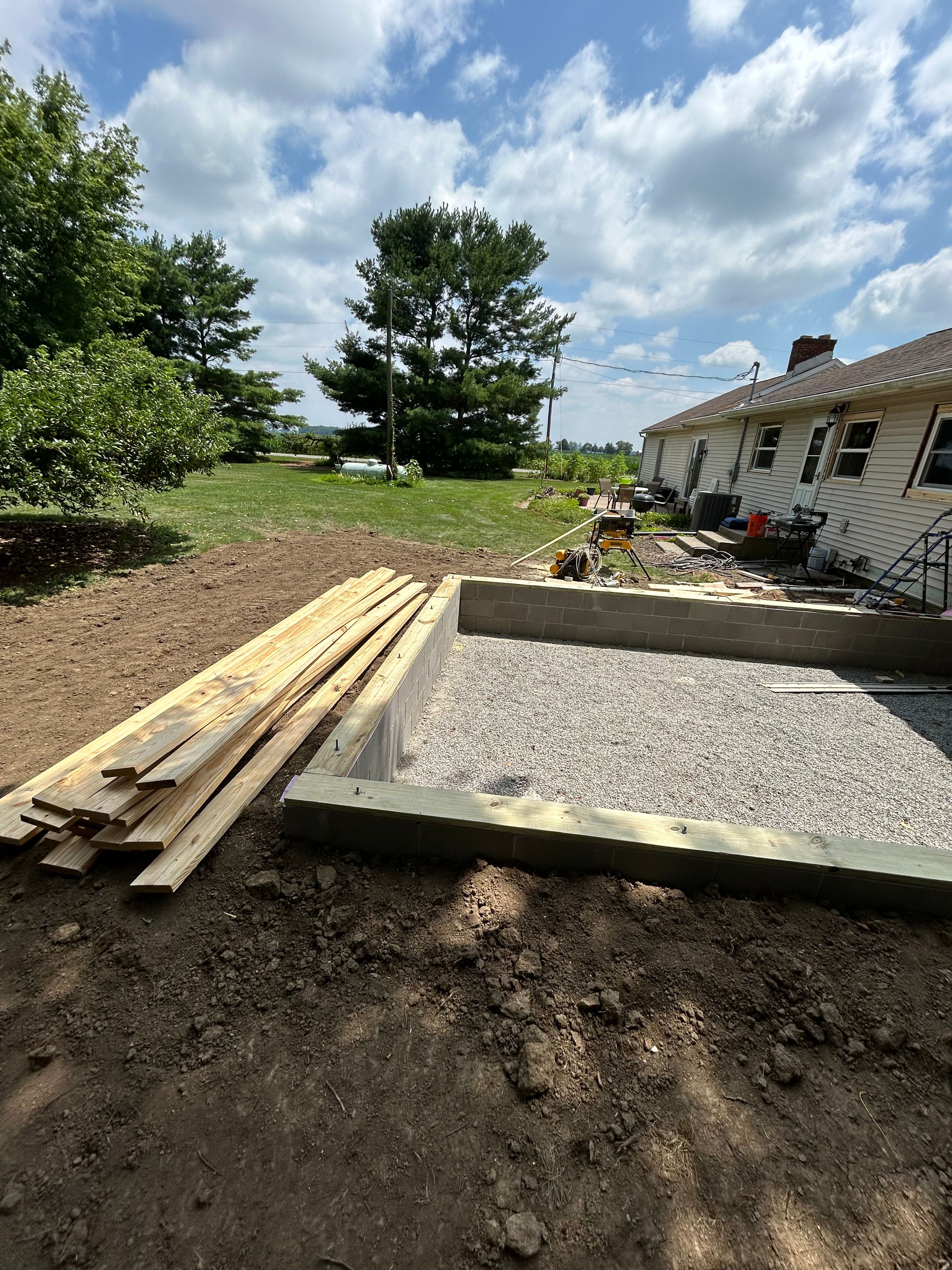  for Ed's Home Improvement in Bluffton, OH