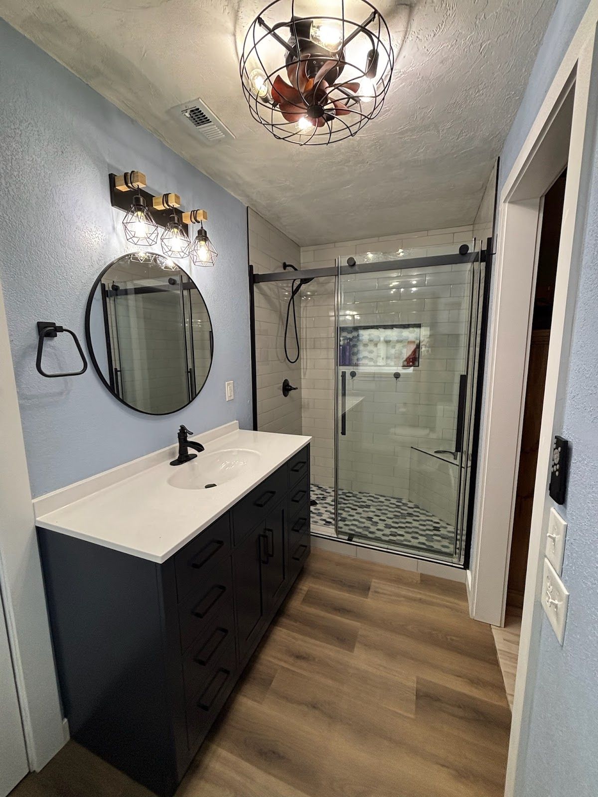 All Photos for CR Renovations and Maintenance in Bell, FL