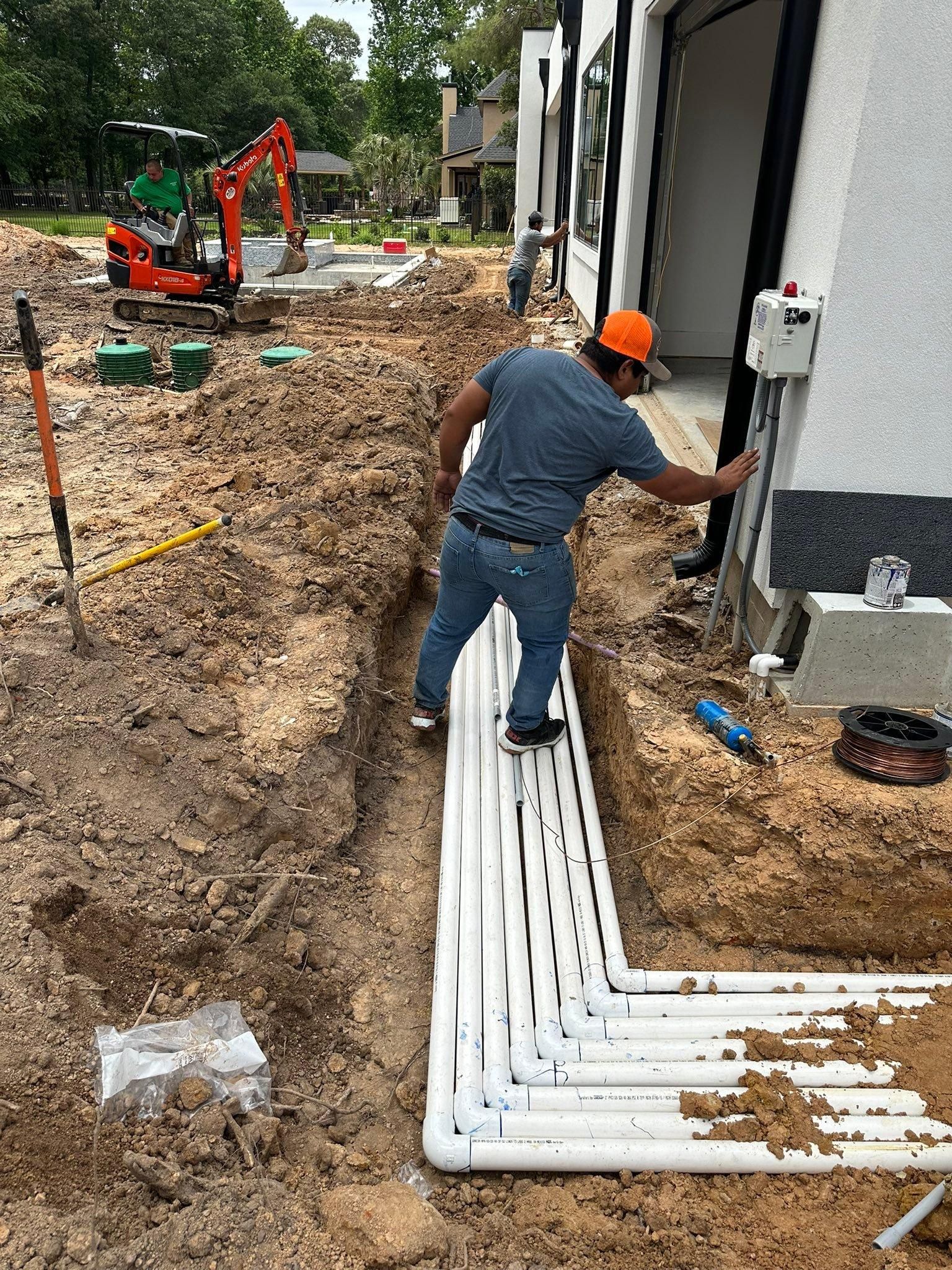  for Azteca Pool Construction LLC in Houston, TX