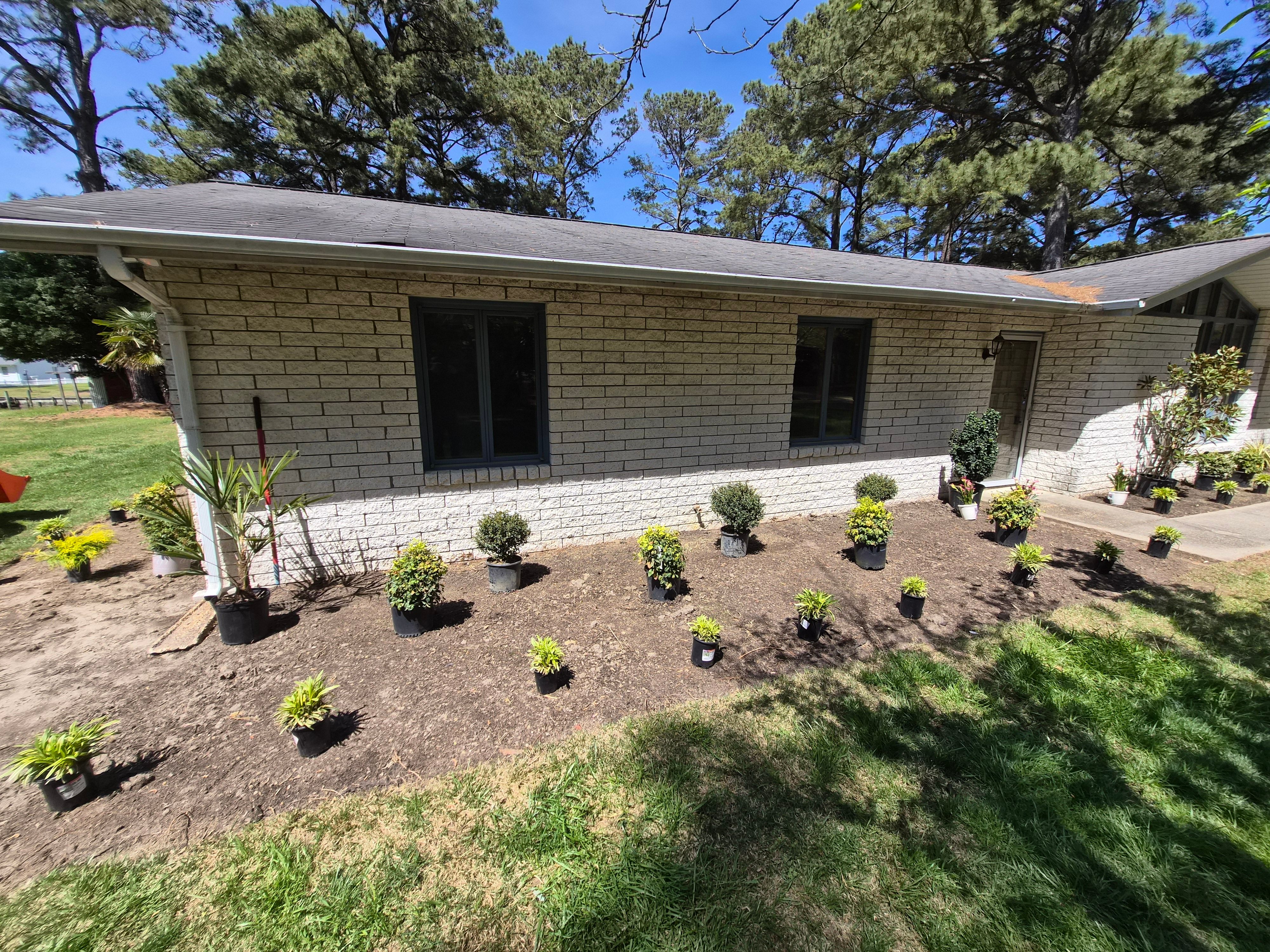 All Photos for 4 Points Lawncare LLC in Hayes, VA