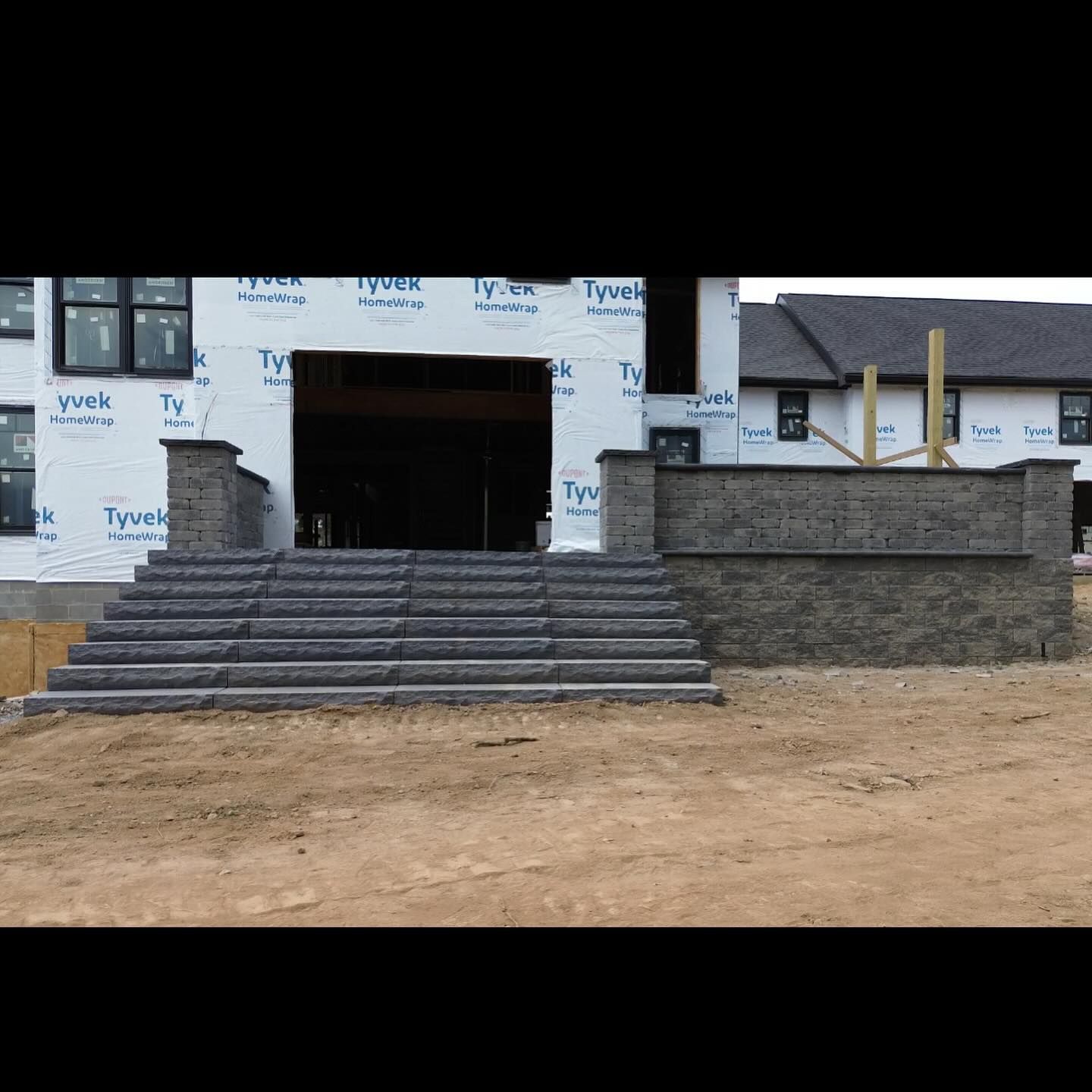  for Henney’s Custom Hardscapes in Canonsburg, PA