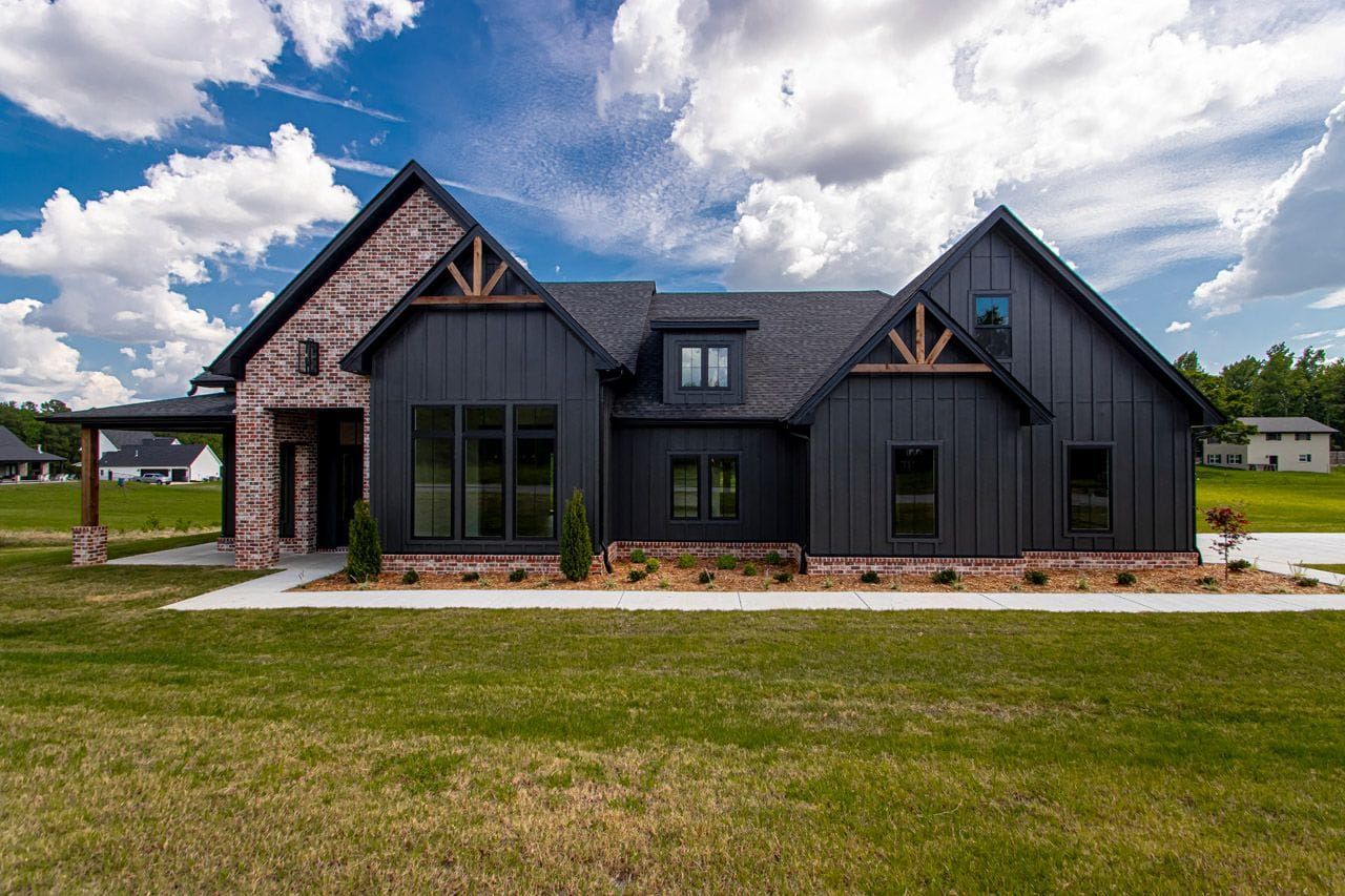 New Construction for Ross Custom Homes in Benton,  AR