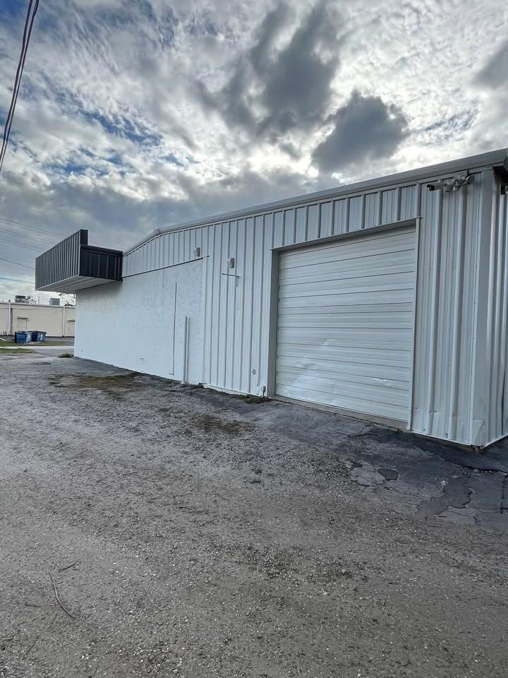  for Escorpio Painting in Tampa, FL