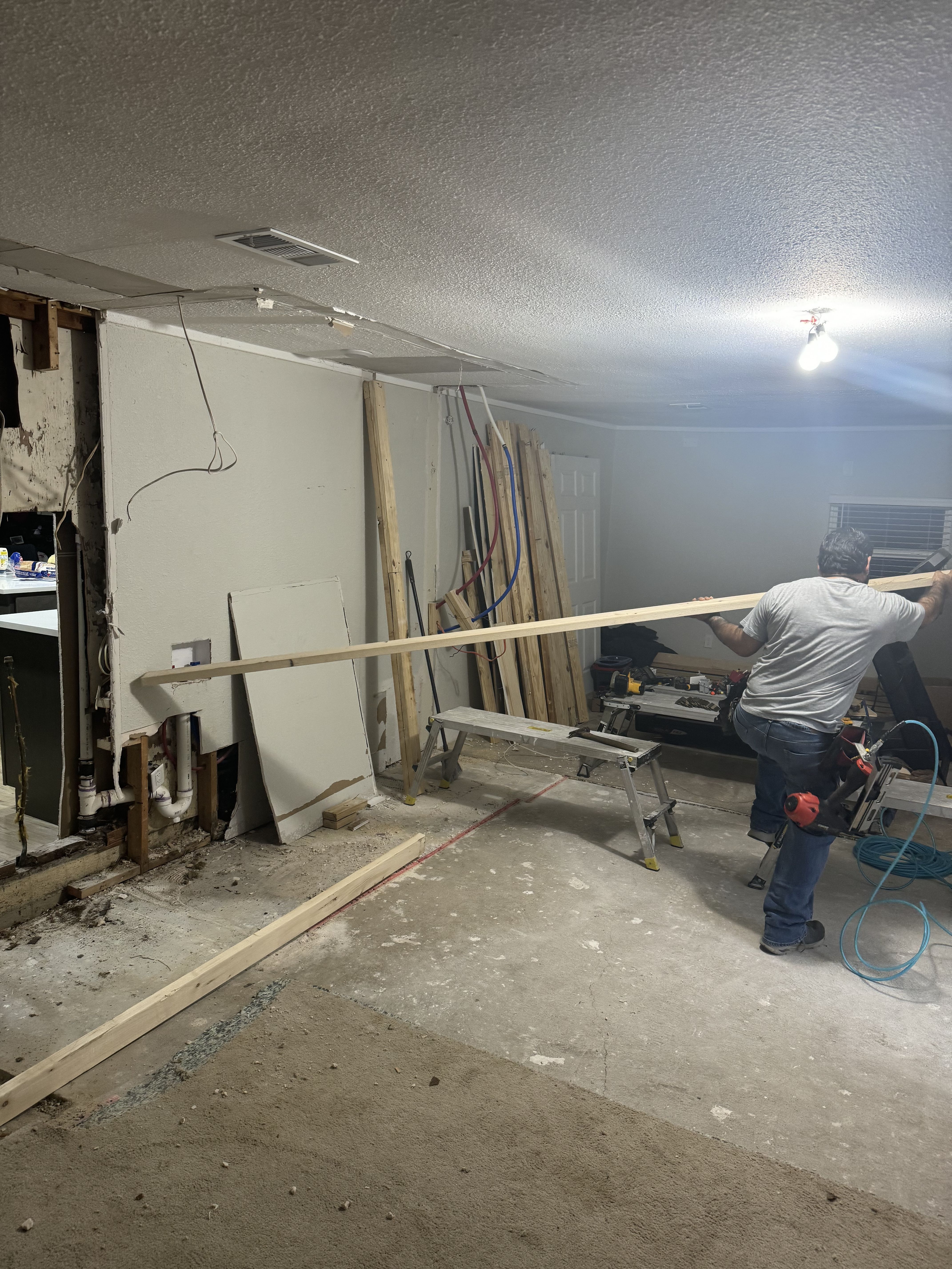  for Living Stream Renovations LLC in Dallas, TX