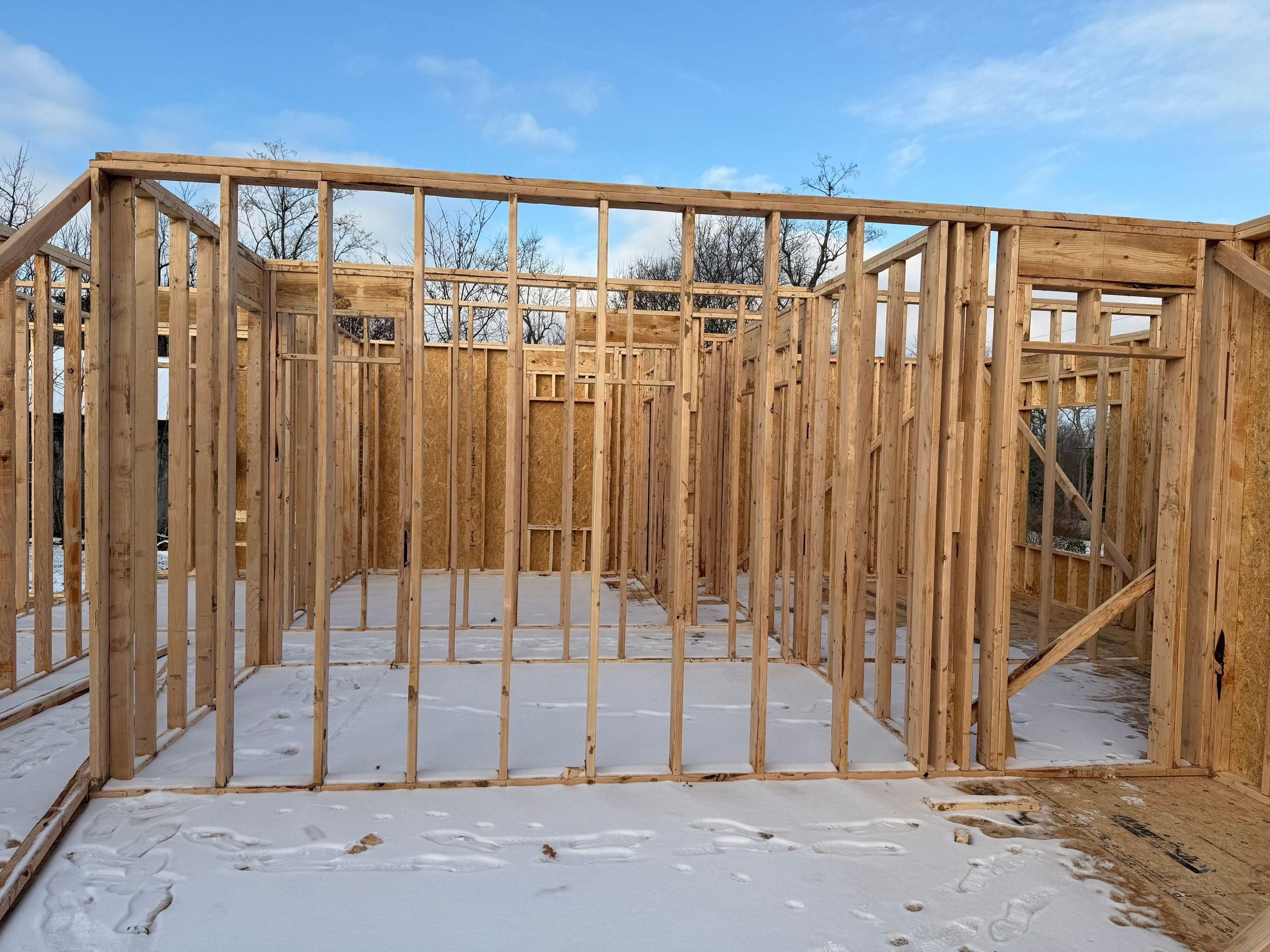  for Paramount Construction in Lexington, KY