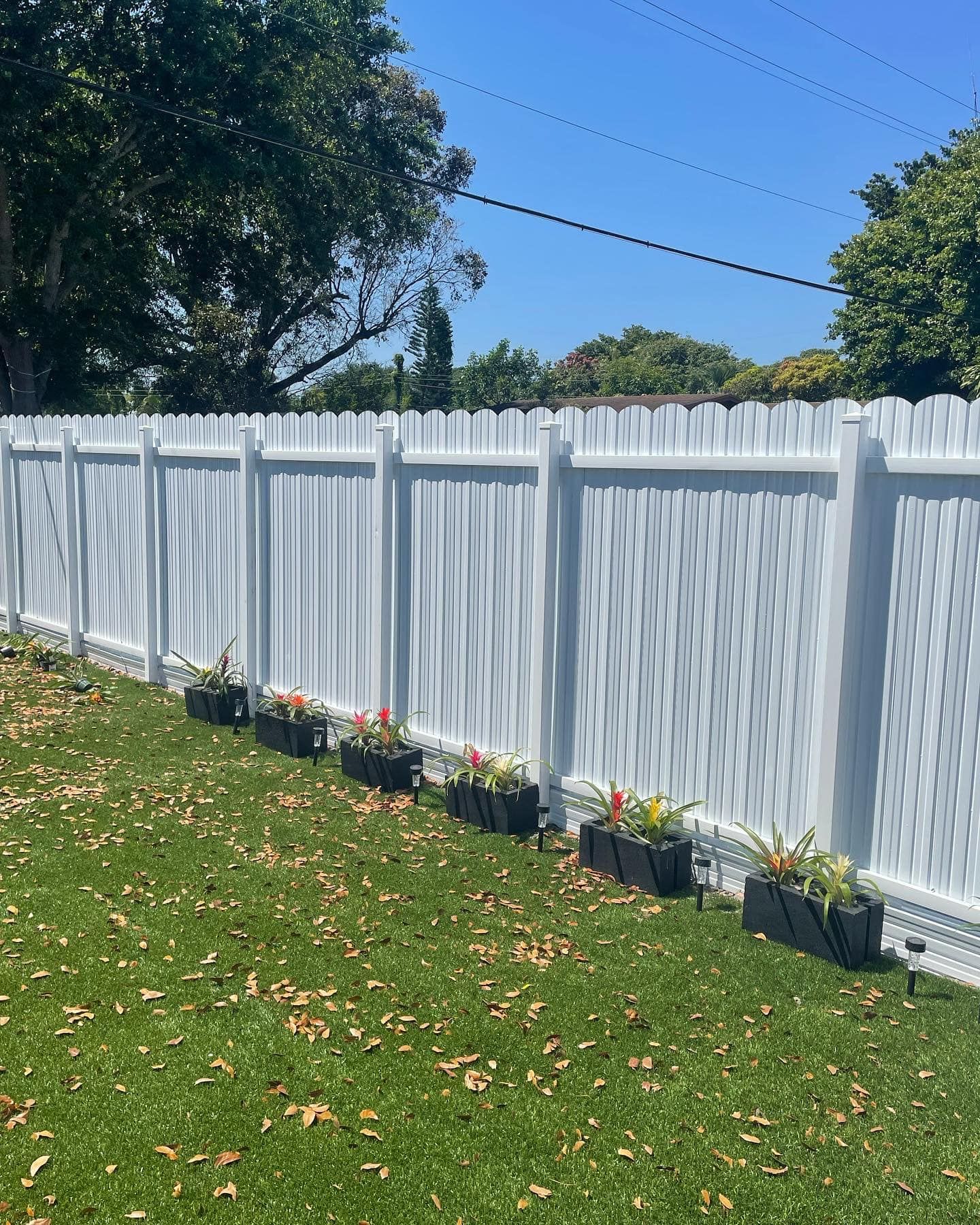 Fence & Gate Installation for Maui Fence LLC in Miami, FL