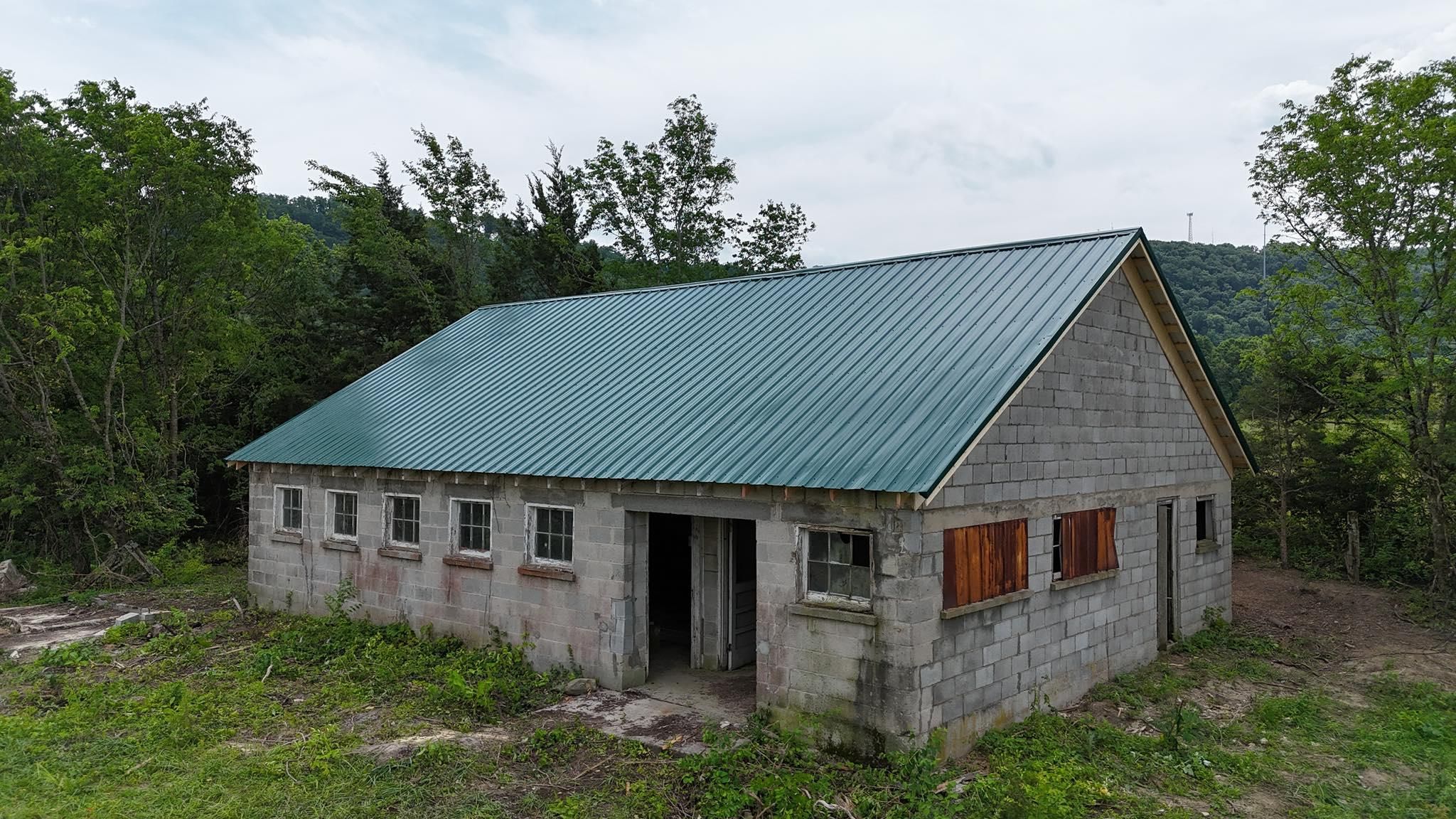  for Rock Star Roofing LLC  in Dandridge,  TN