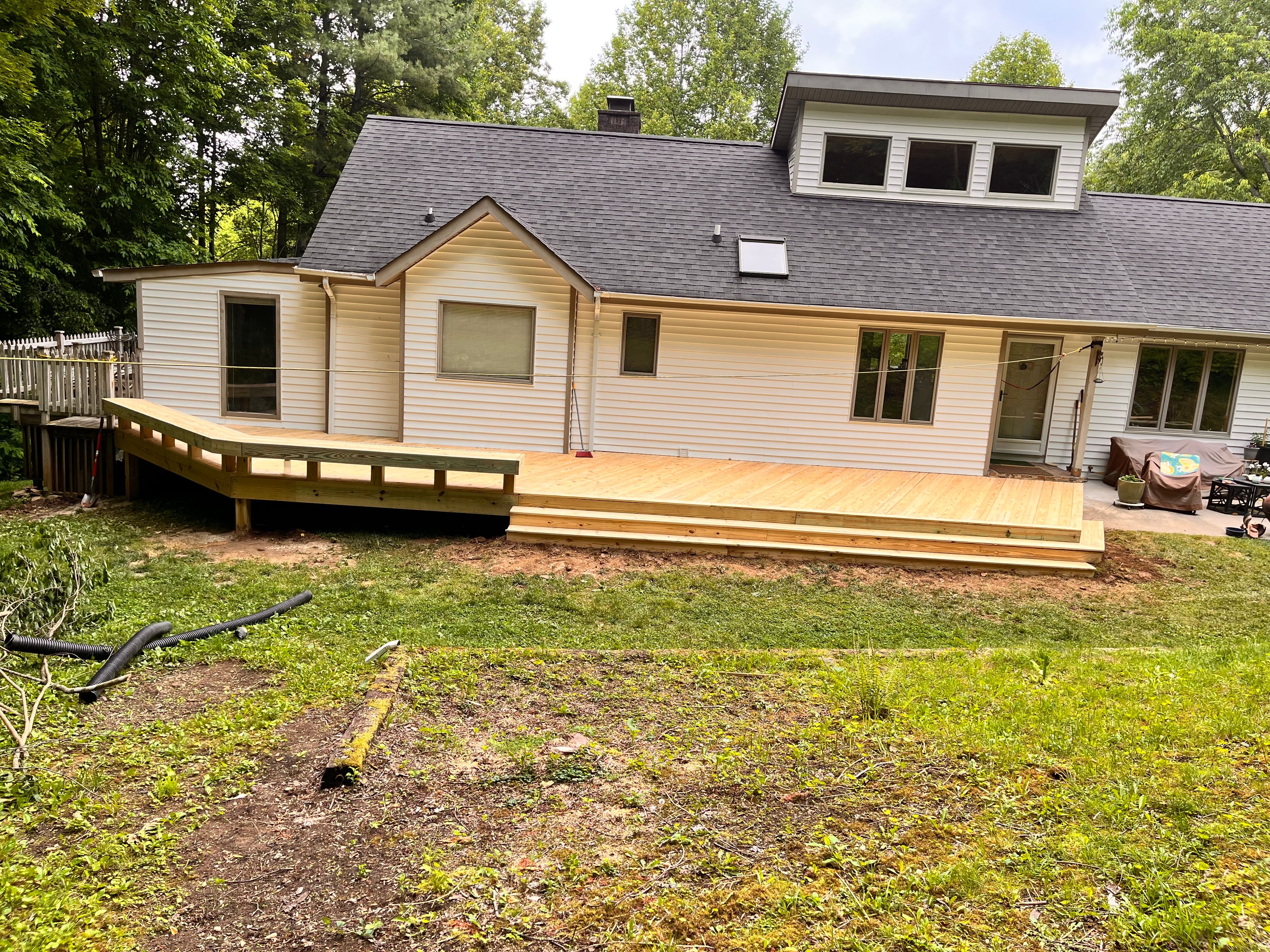  for Karnezis Construction in Candler, NC