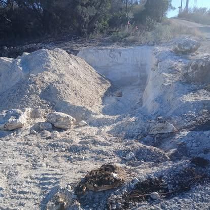  for Thompson Construction in Uvalde, TX