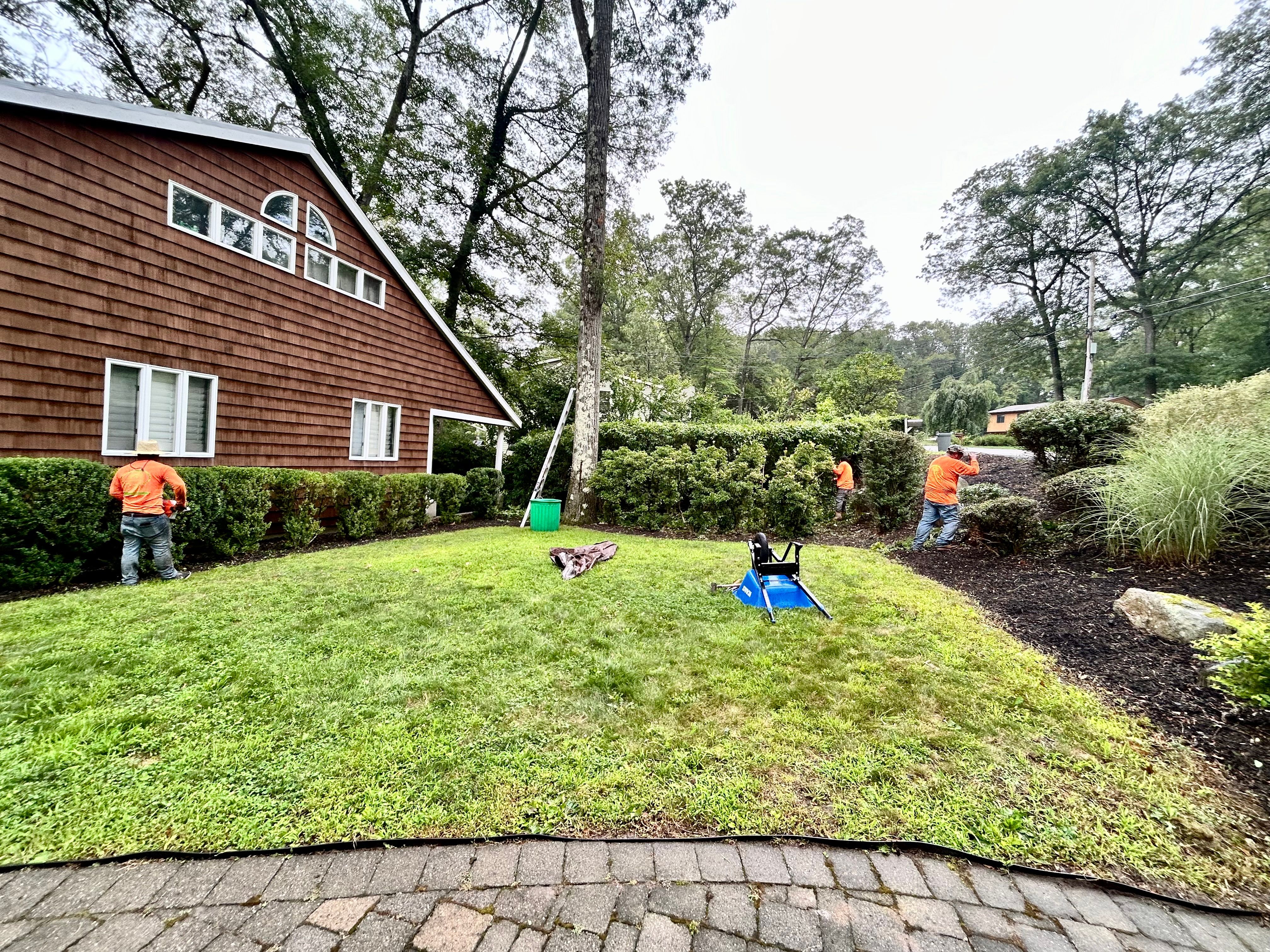  for Zaldivar’s Lawn Care INC  in Peekskill, NY