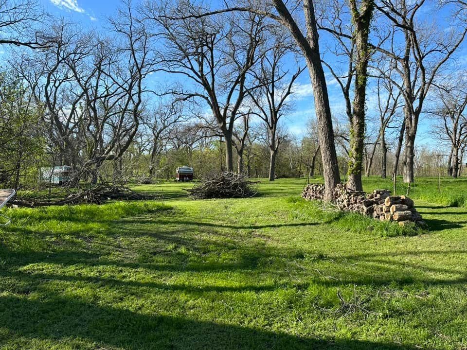 Mowing for Allen Lawn Care in Taylor, Texas