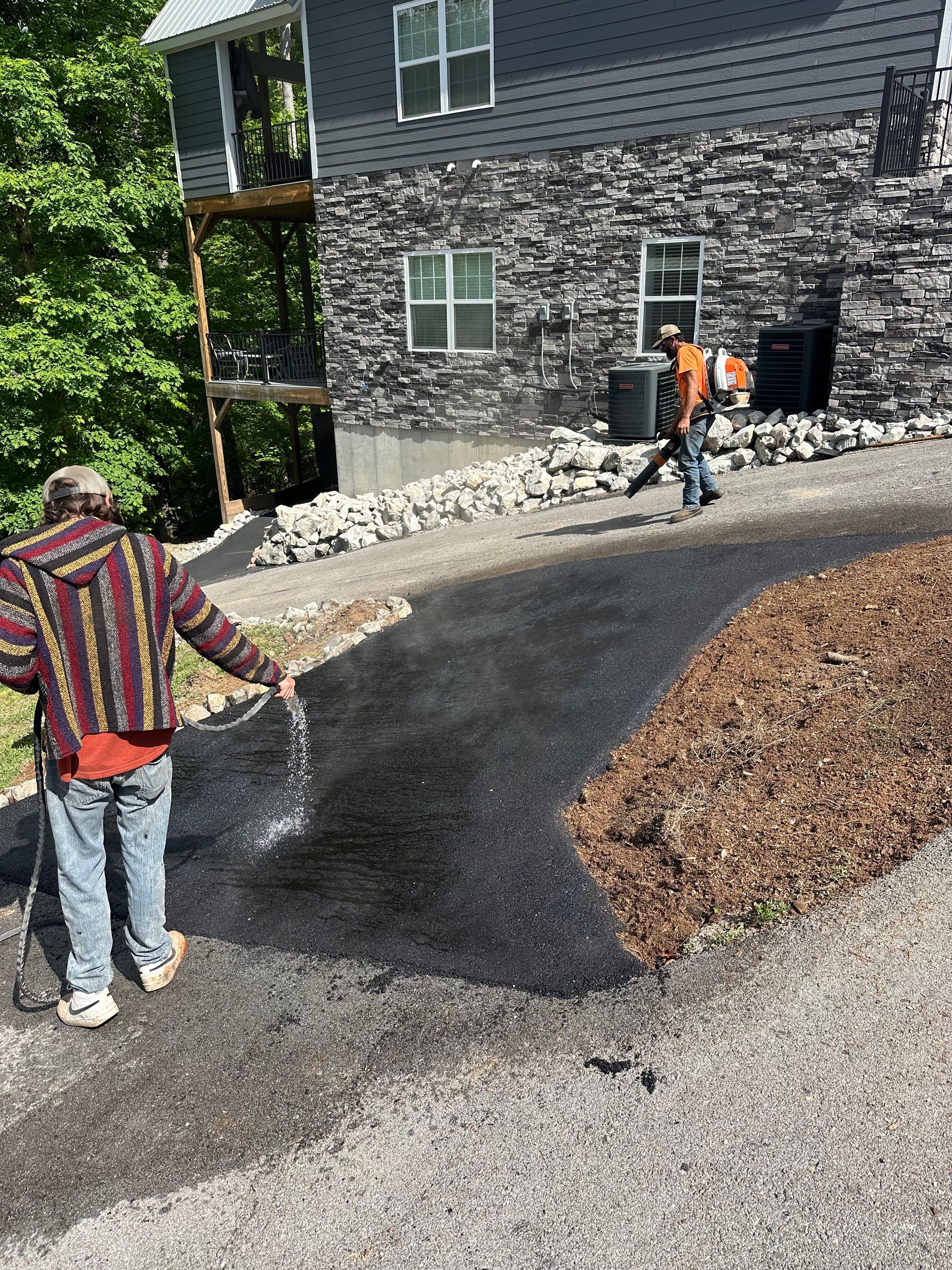  for Metzler Paving and Sealcoating LLC in Jacksboro, TN