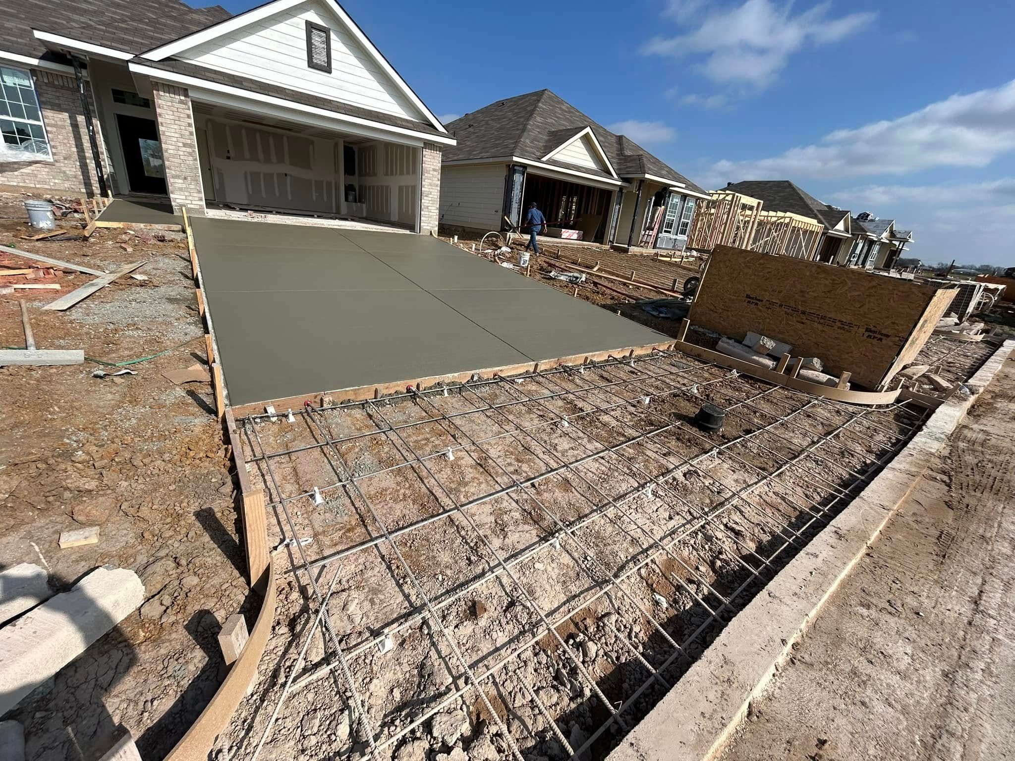  for J & M Contracting in Hewitt, TX