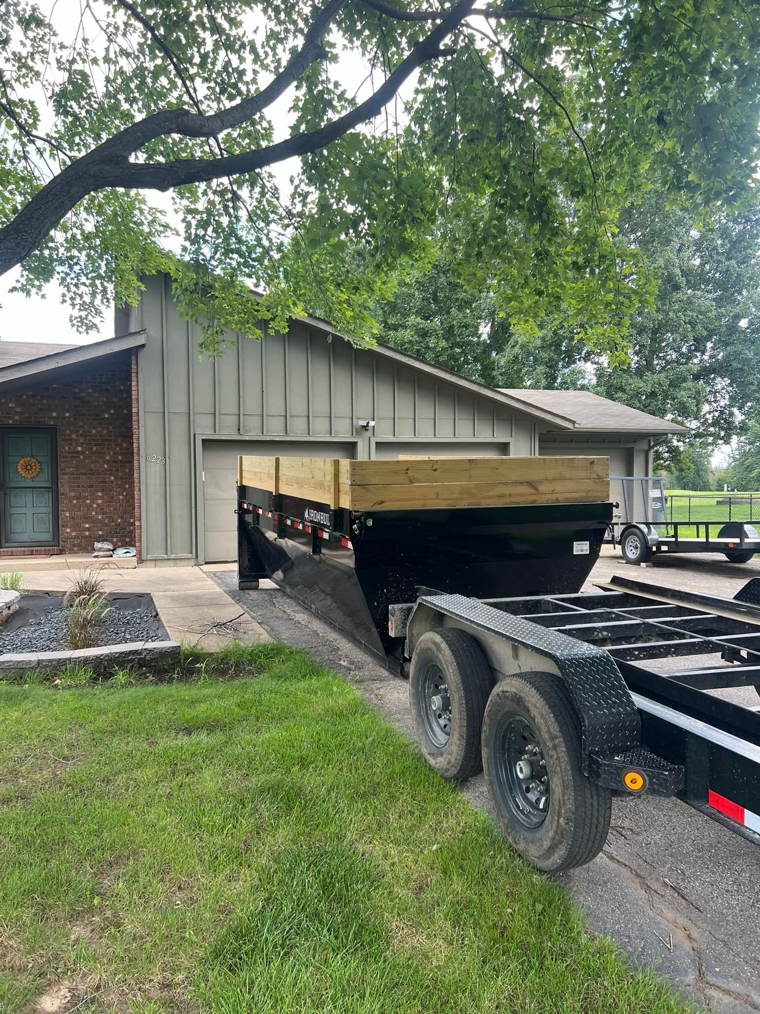  for MI Dumpster Rentals LLC in Bangor, MI