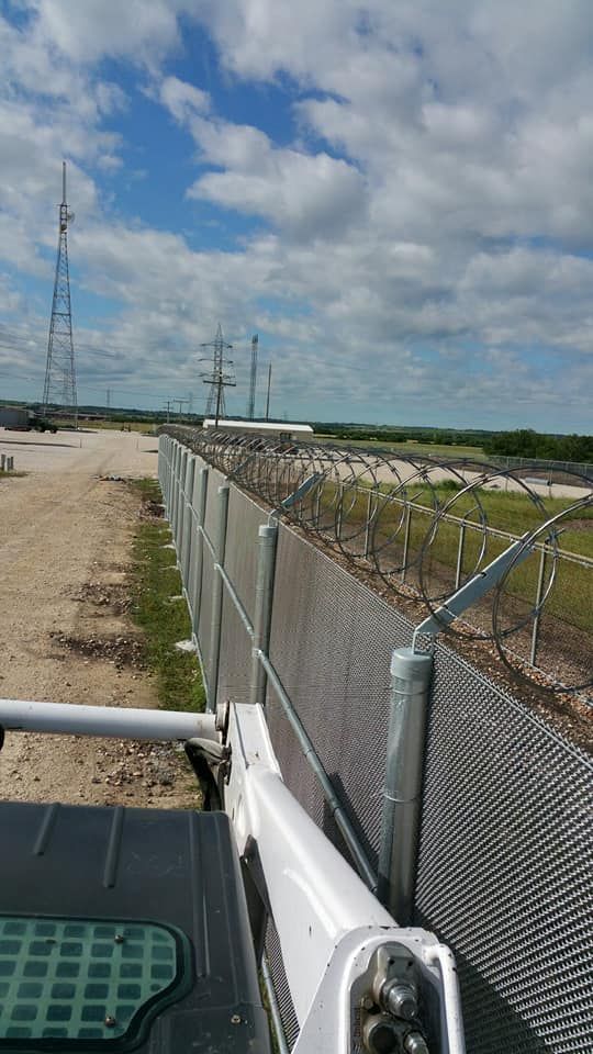 Fences for Chavez Welding & Fencing in Manor, TX