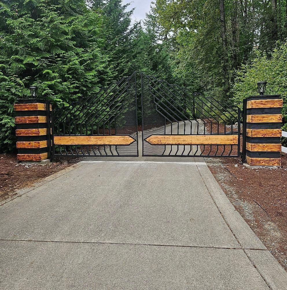  for Custom Gates Welding, LLC. in Auburn, WA