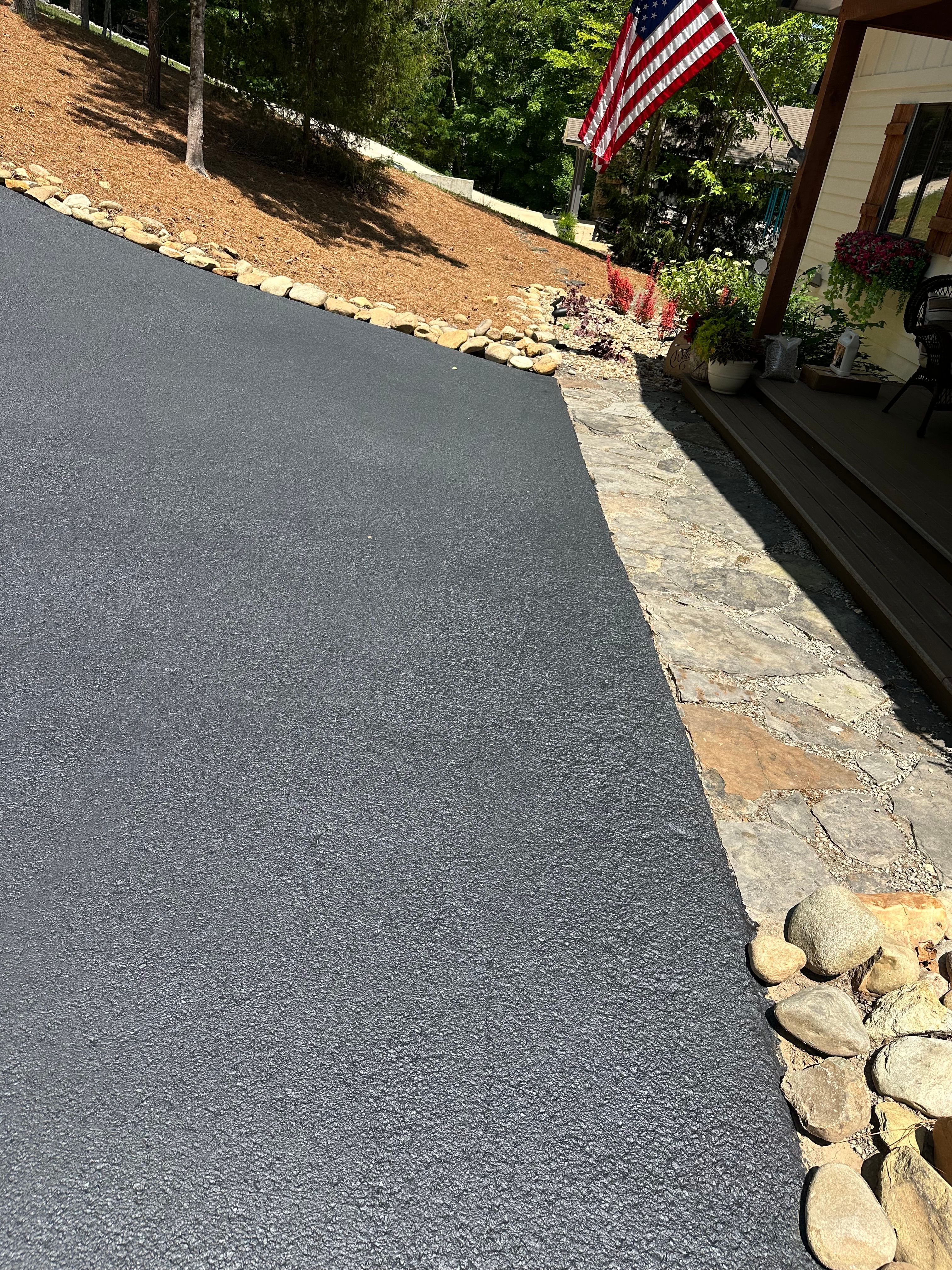  for Metzler Paving and Sealcoating LLC in Jacksboro, TN