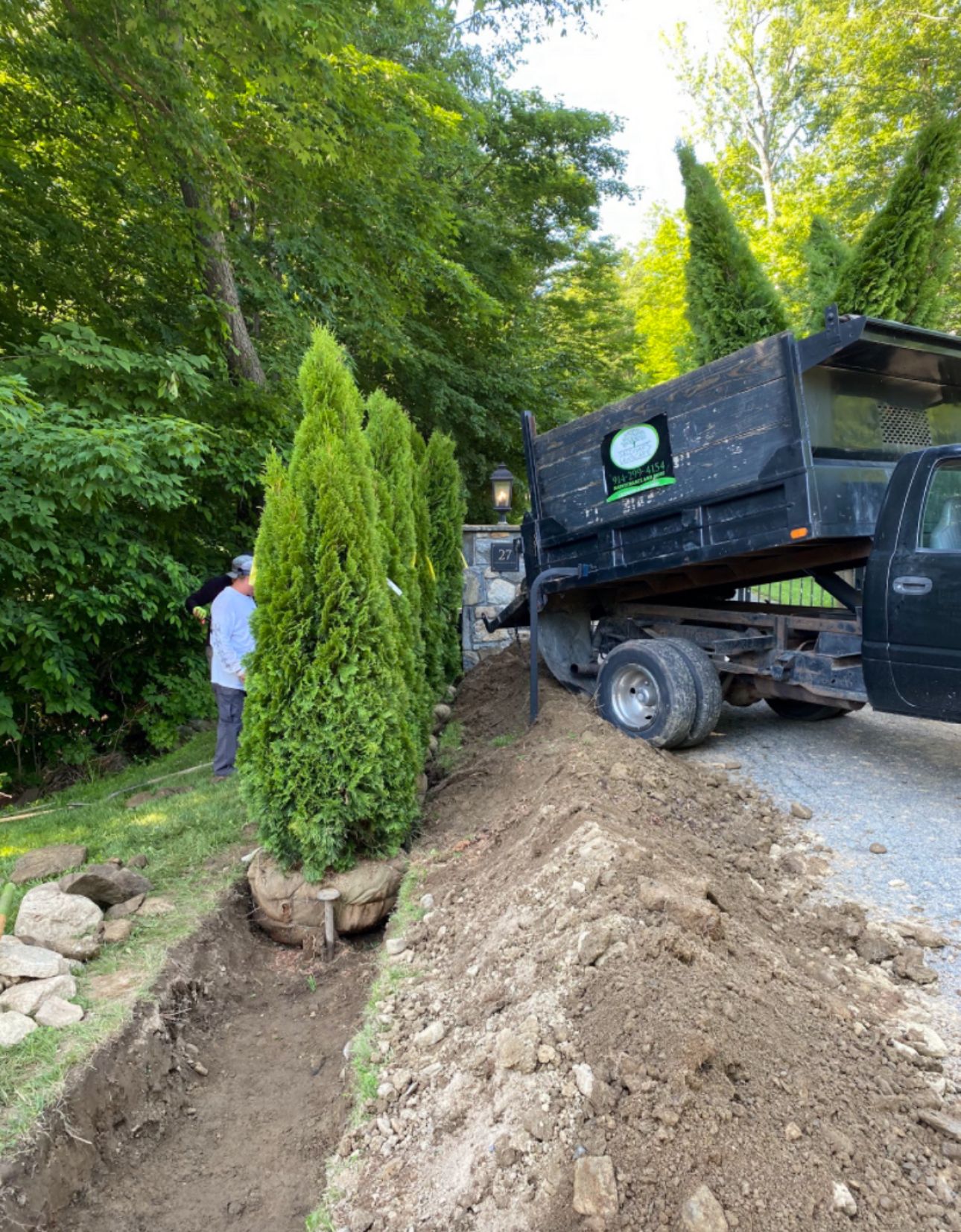  for Zaldivar’s Lawn Care INC  in Peekskill, NY