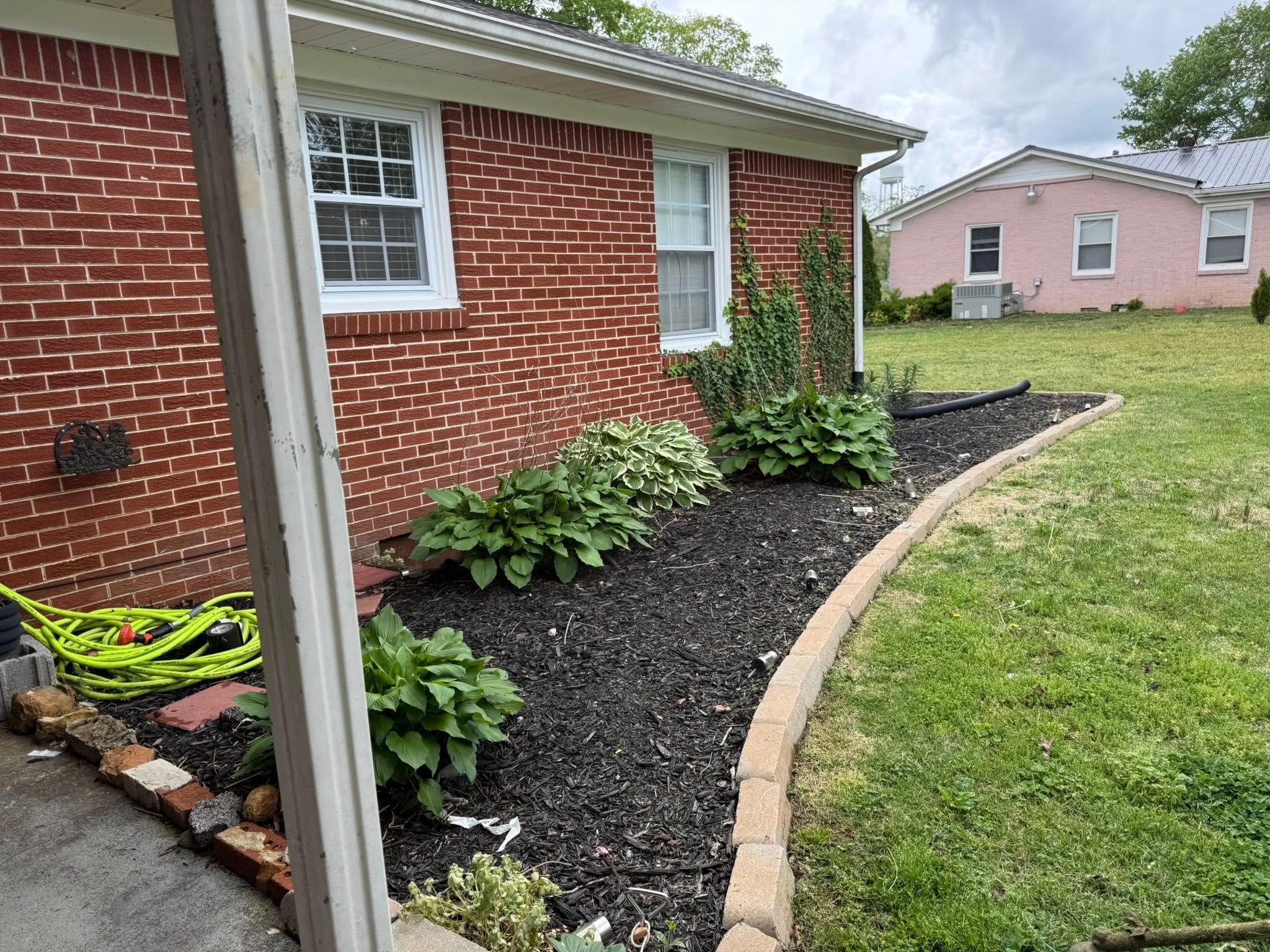  for Gonzales Lawn & Landscapes in Lawrenceburg, TN