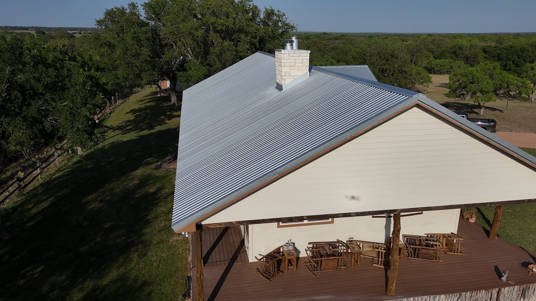 Metal roofs  for Barcenas Roofing & Remodeling in San Saba, TX