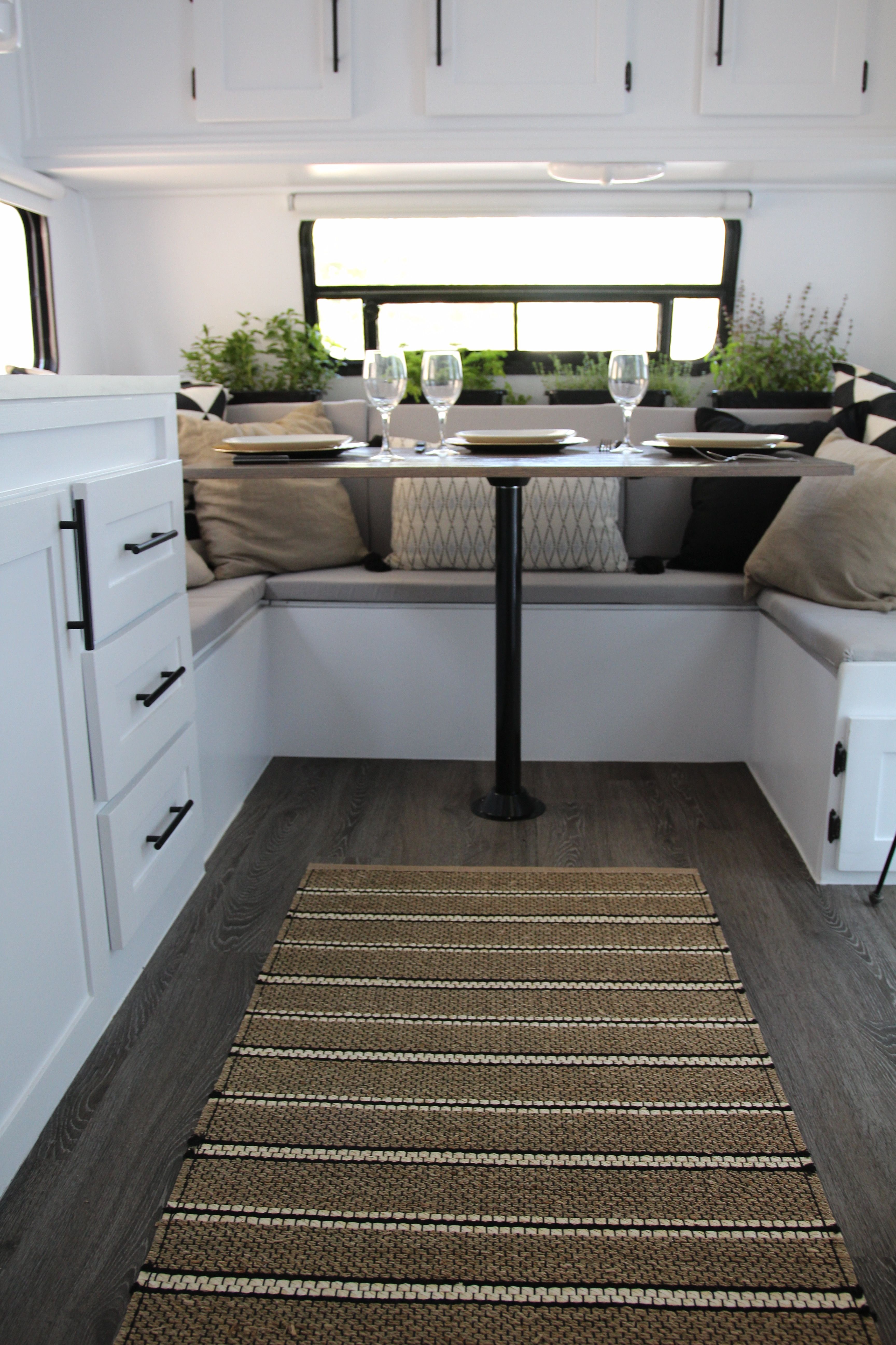 Hana - 2015 Fleetwood Travel Trailer for Mauka to Makai RV Renovations in Los Angeles, CA