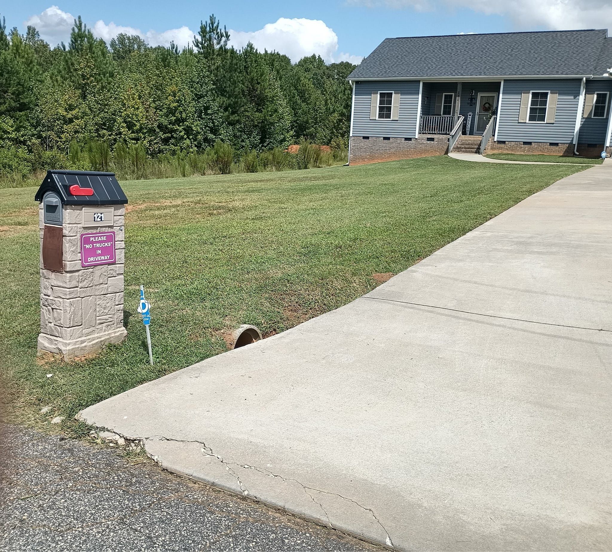  for Lindsey's Lawn Care in Inman, SC